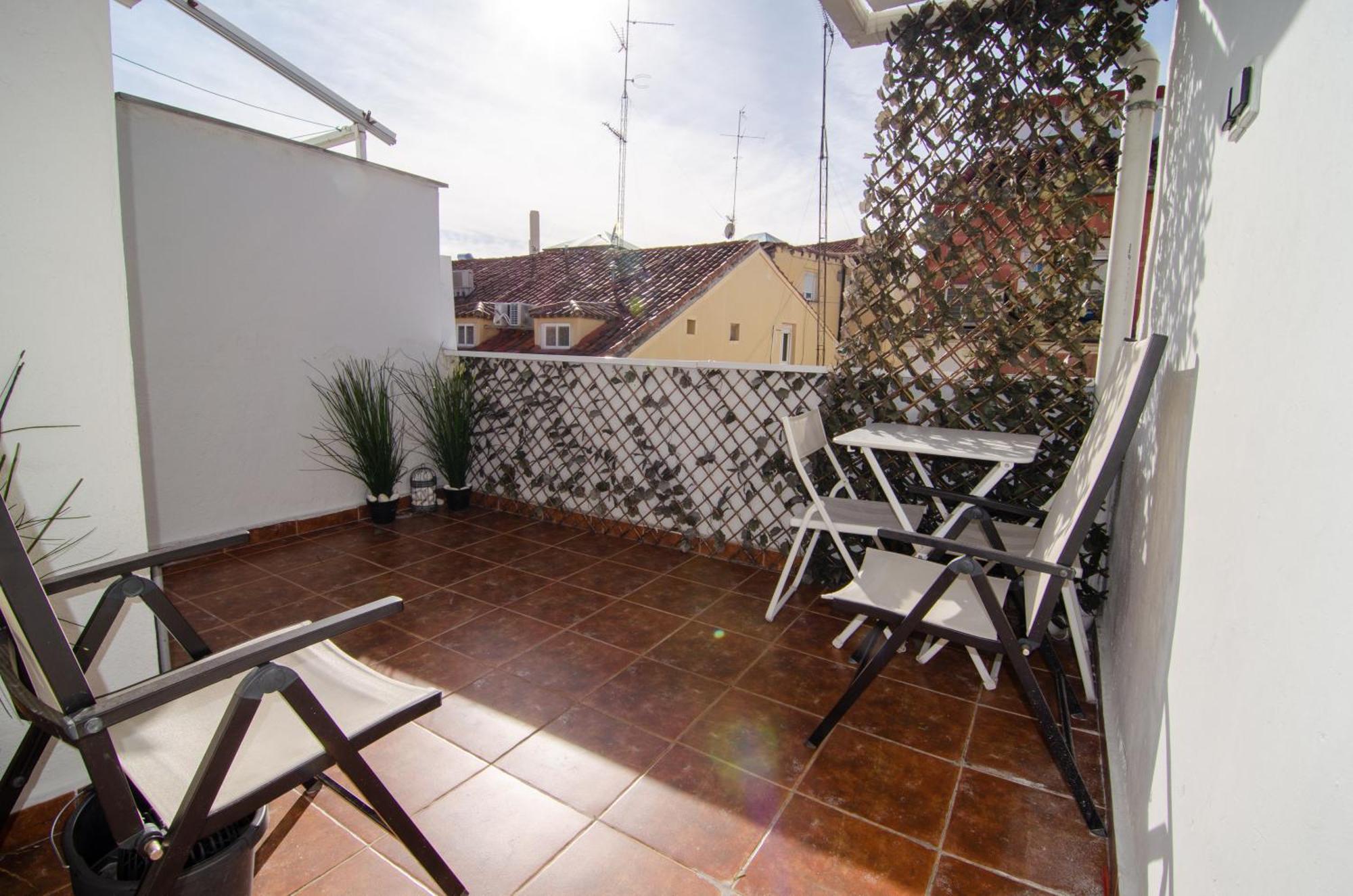 For Temporal Y Bonito Atico Con Terraza Val37 * Madrid
