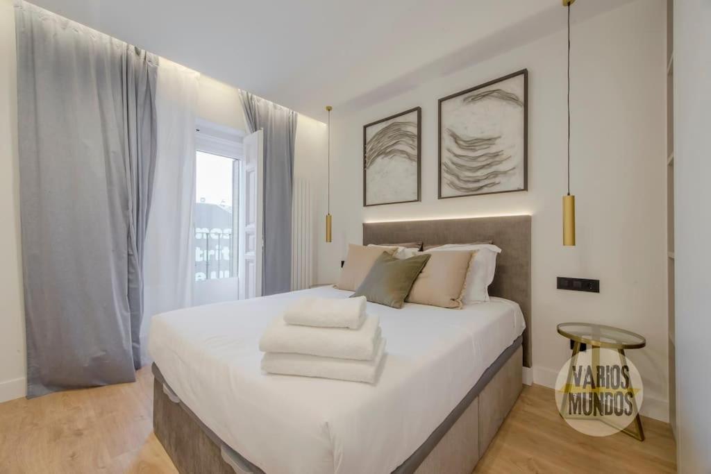 Deluxe Interior Design En La Plaza De Chueca Apartamento