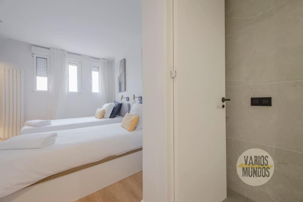 Deluxe Interior Design En La Plaza De Chueca Madrid