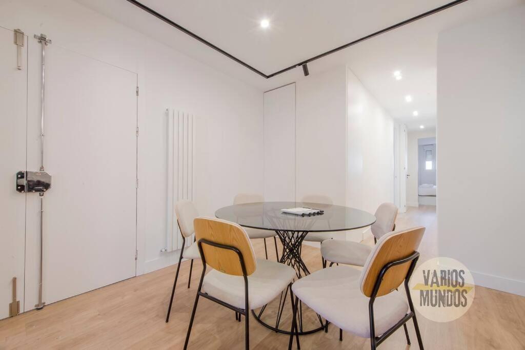 Deluxe Interior Design En La Plaza De Chueca