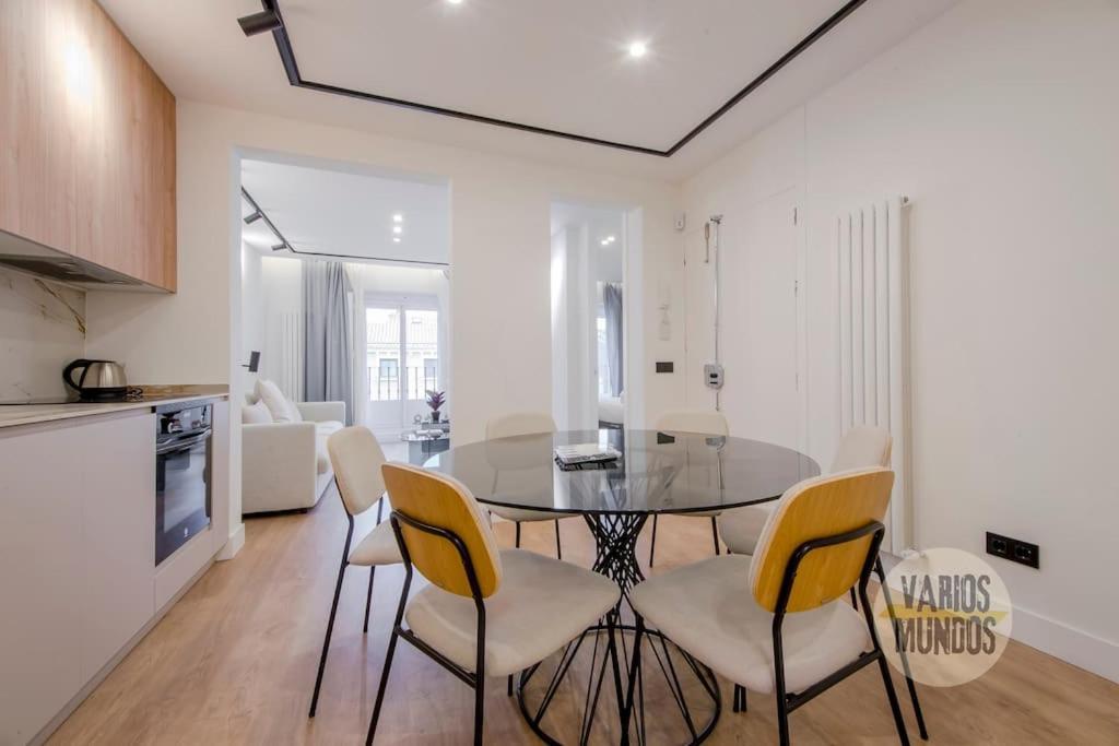 Deluxe Interior Design En La Plaza De Chueca Madrid