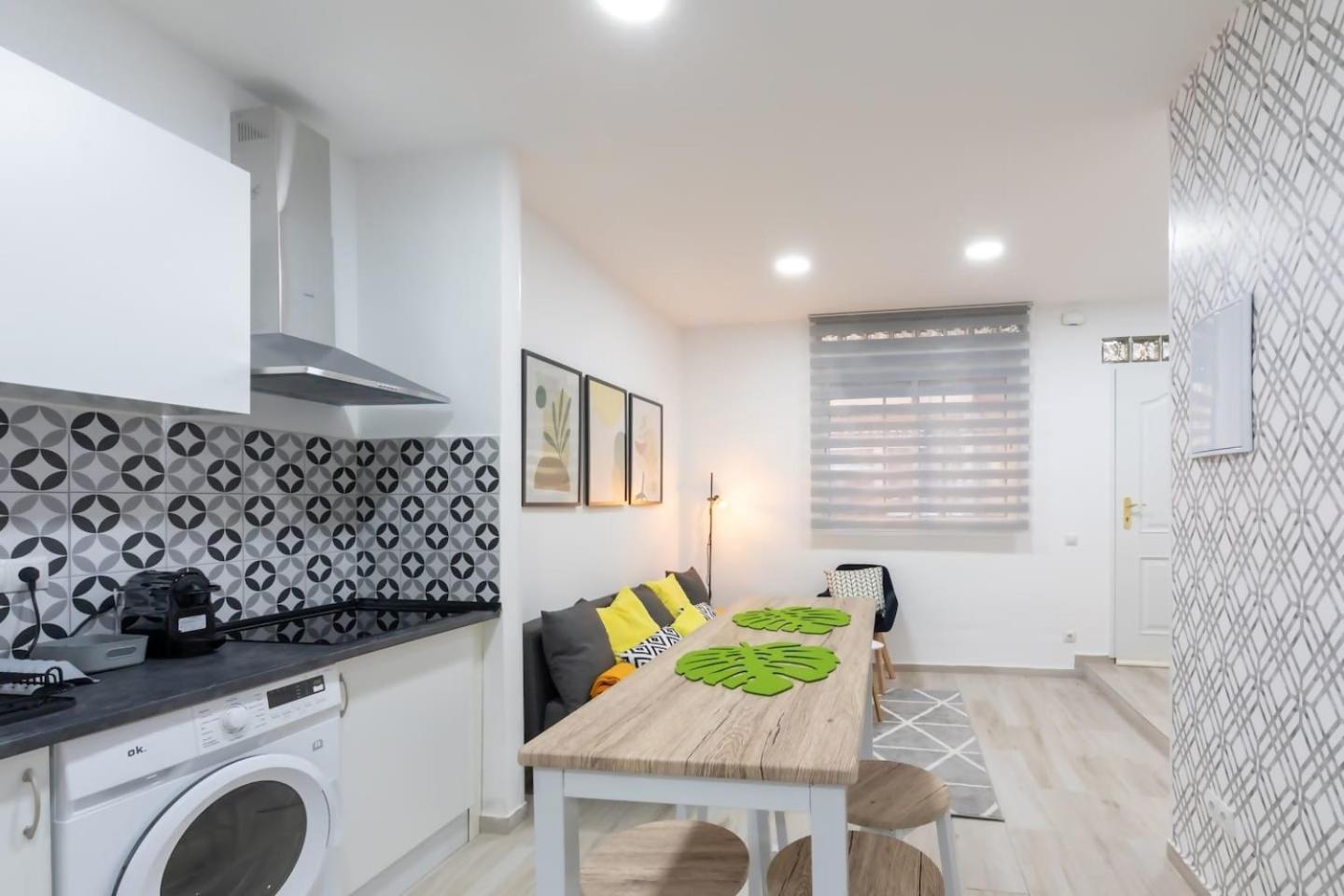 Market Martinez De La Riva I Apartment