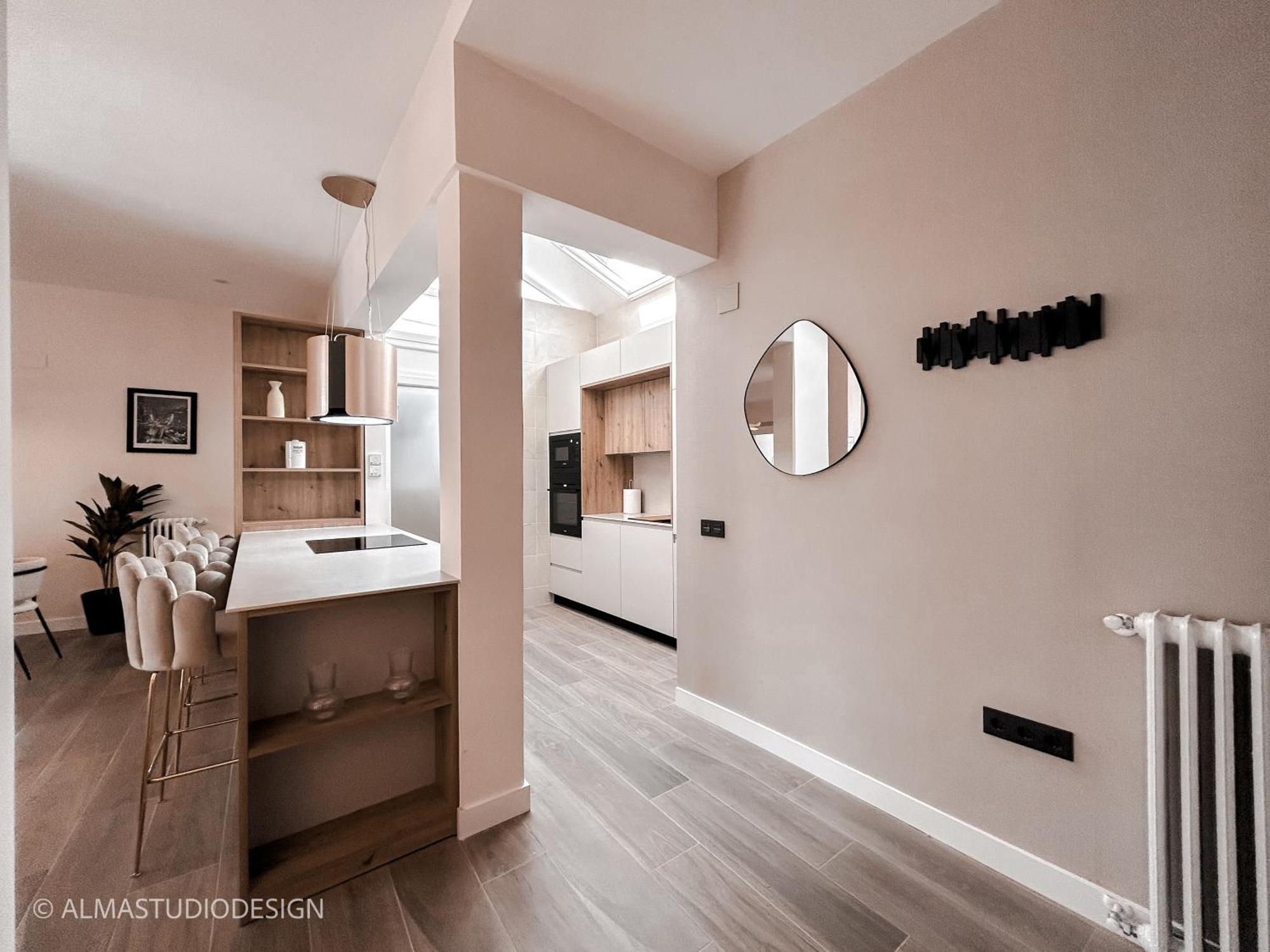 Luxe At The Clouds Of Madrid! Atico C Fuencarral Appartement *