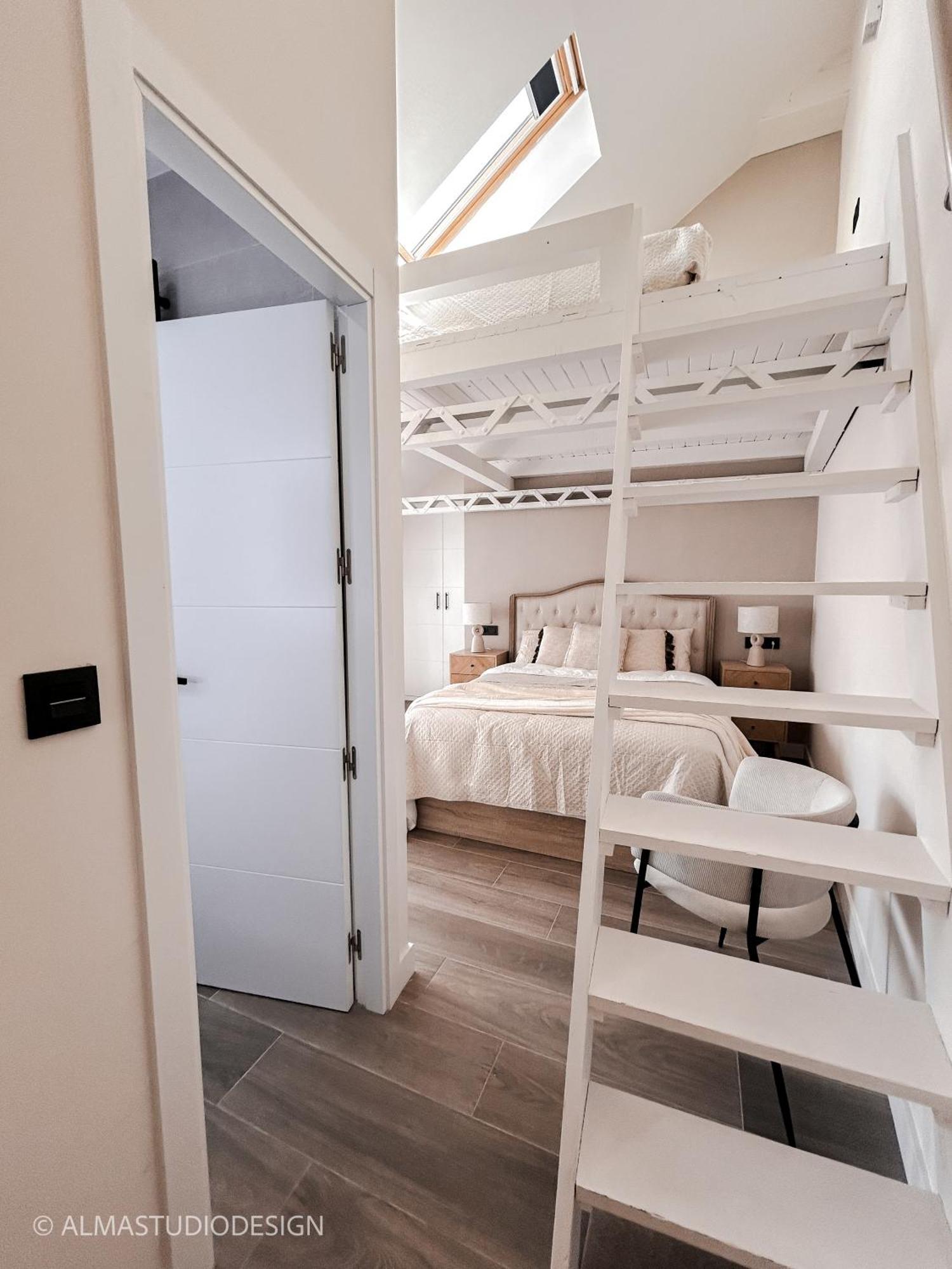 Luxe At The Clouds Of Madrid! Atico C Fuencarral Appartement