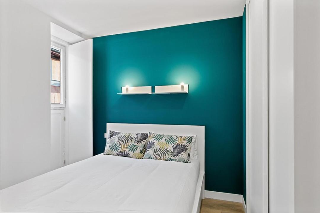 Refurnished One-bedroom Letras * Madrid
