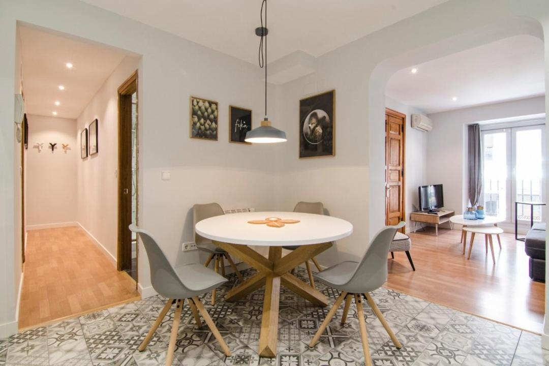 Personalized And Modern- 2 Bd 1bth- Opera