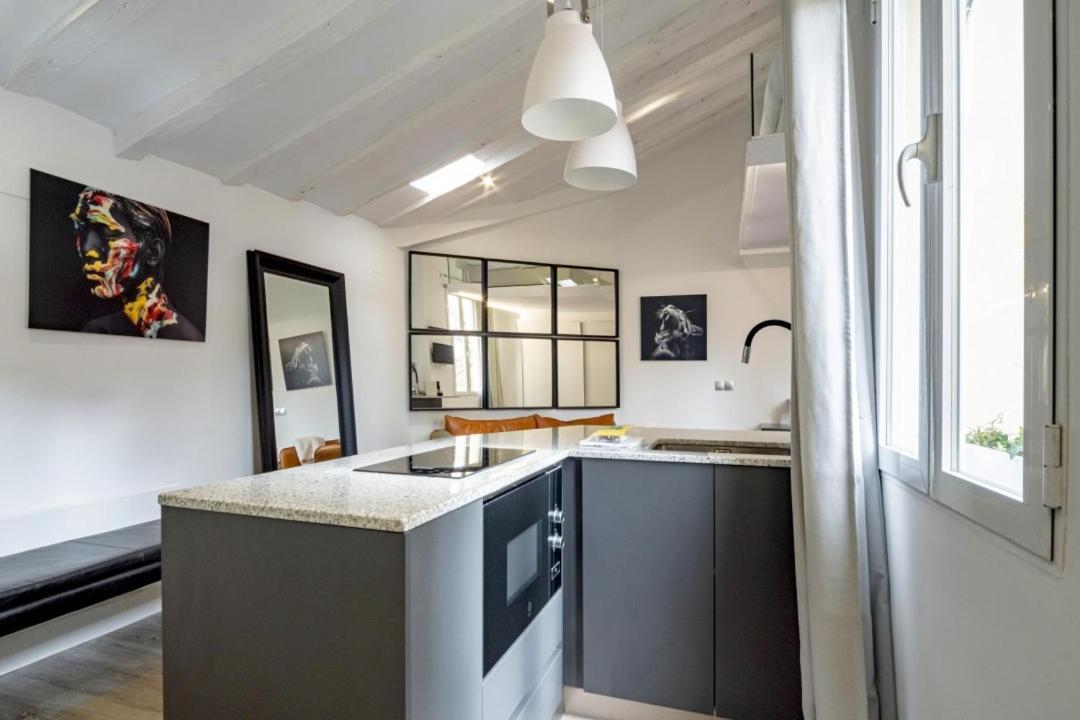 Apartment 1 Bedroom 1 Bathroom Furnished - Sol - Bright Penthouse - Mintystay Madrid