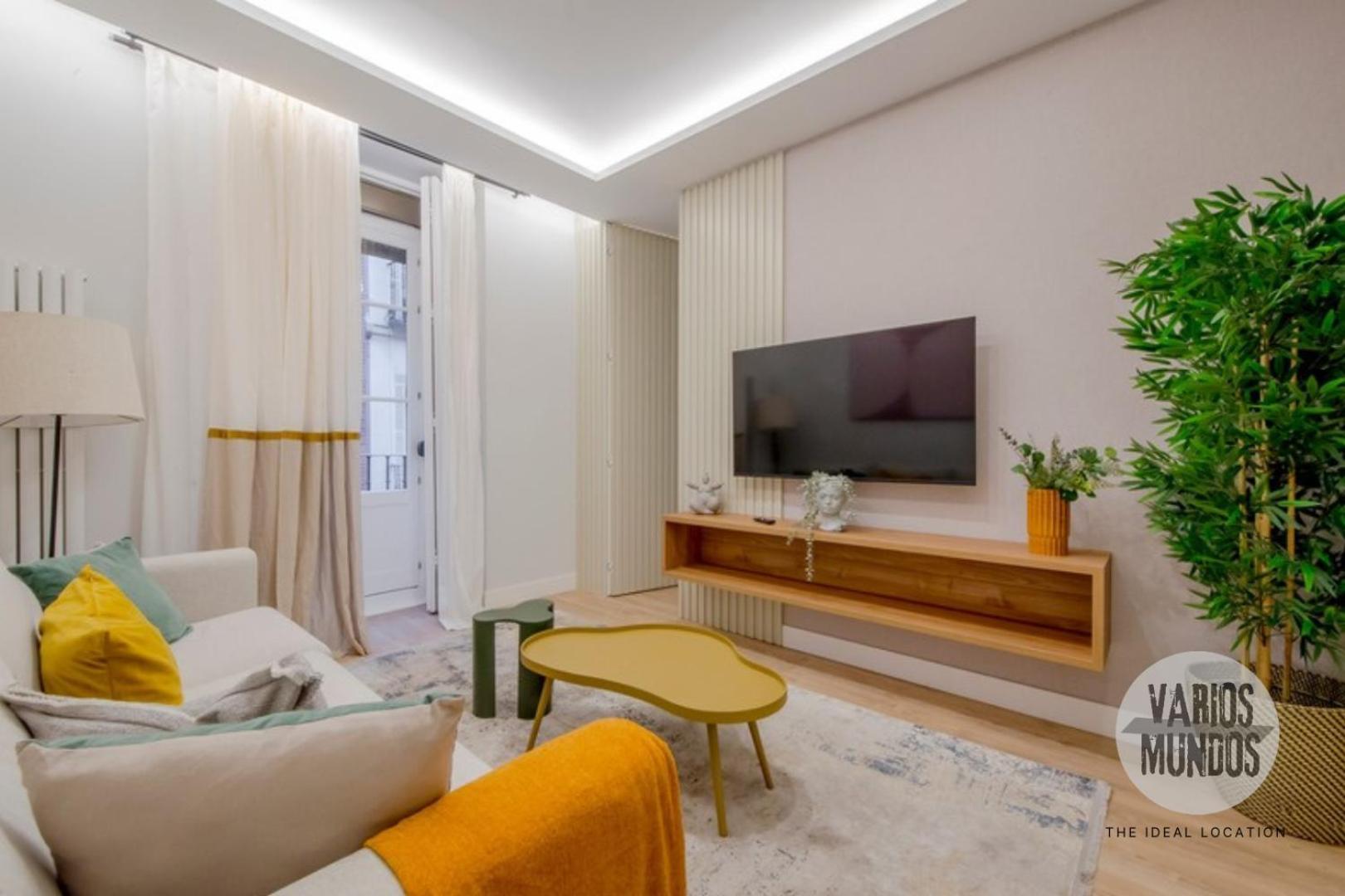 De Lujo 8 Pax A 1 Minuto De Plaza De Sol * Madrid