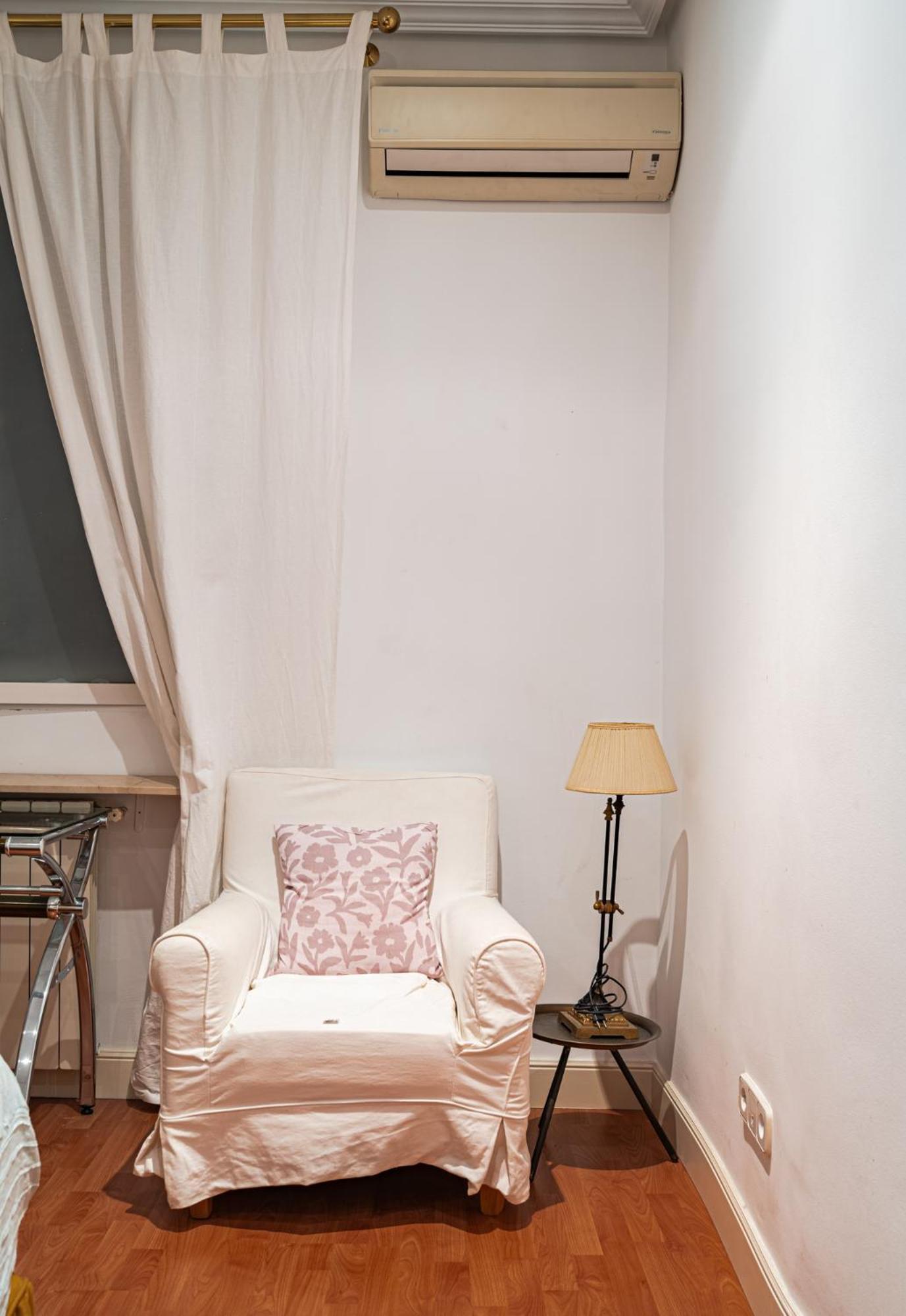 Preciados De Callao Apartamento