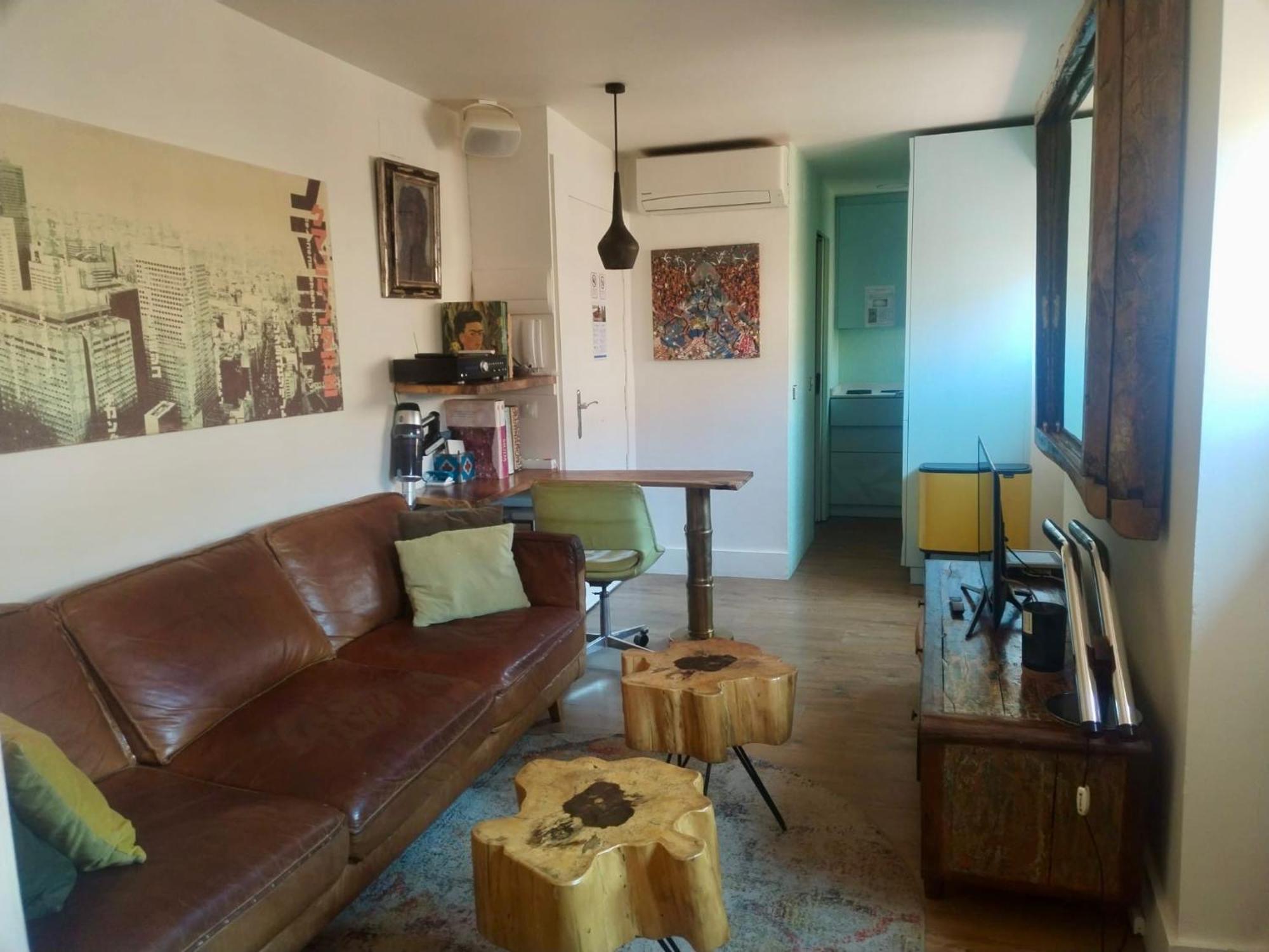 Exclusivo Y Acogedor Piso Con Encanto En Plaza Chueca, Con Aire Acondicionado Y Calefaccion Appartement *
