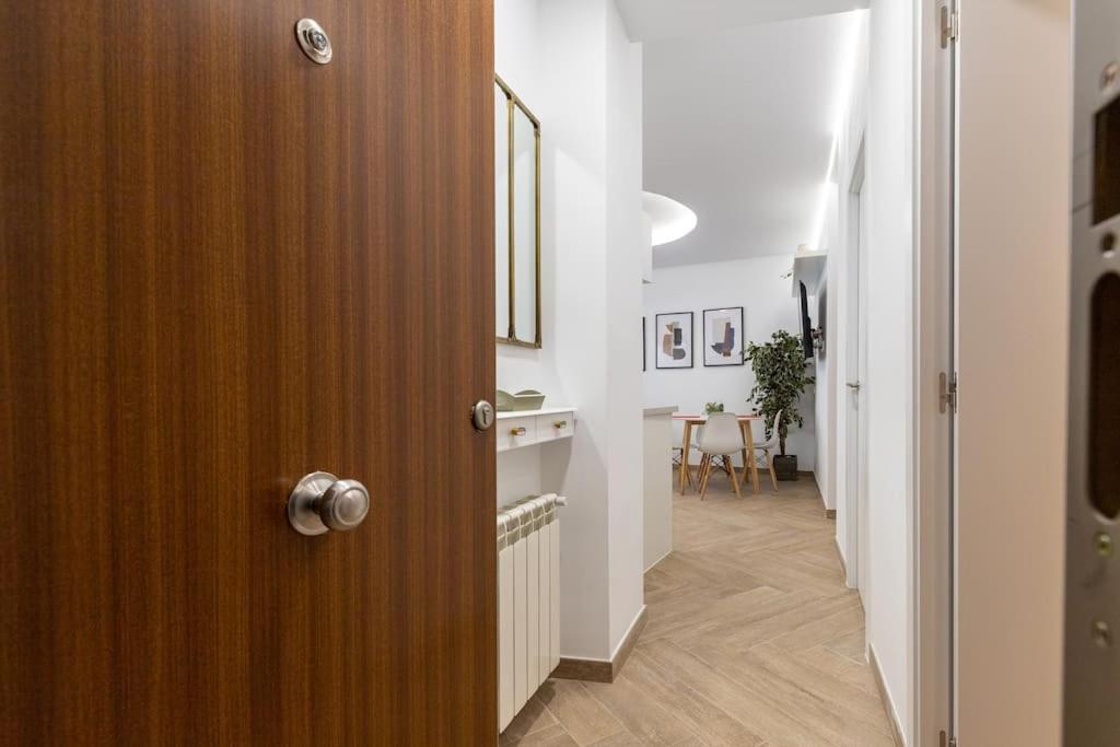 Apartamento Embajadores * Madrid