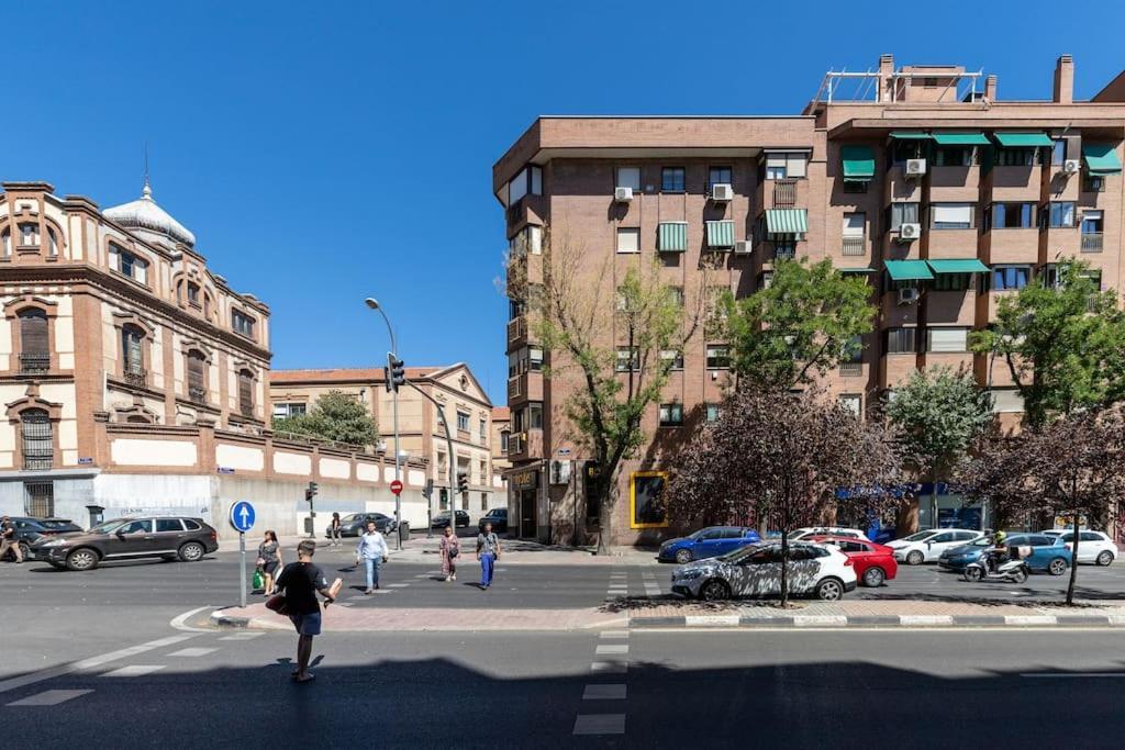 Apartamento Embajadores * Madrid