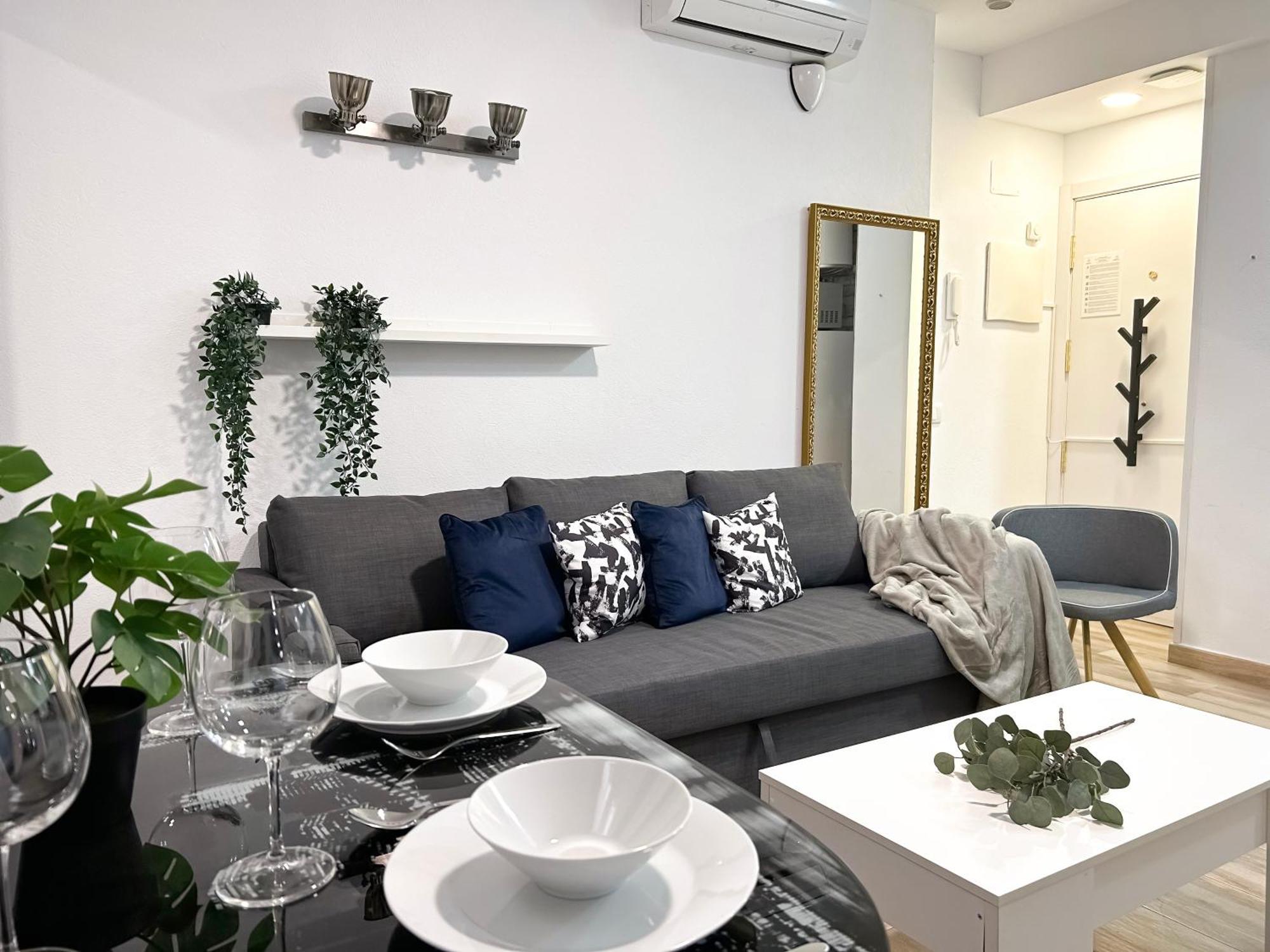 Charming Rio Manzanares Apartamento *