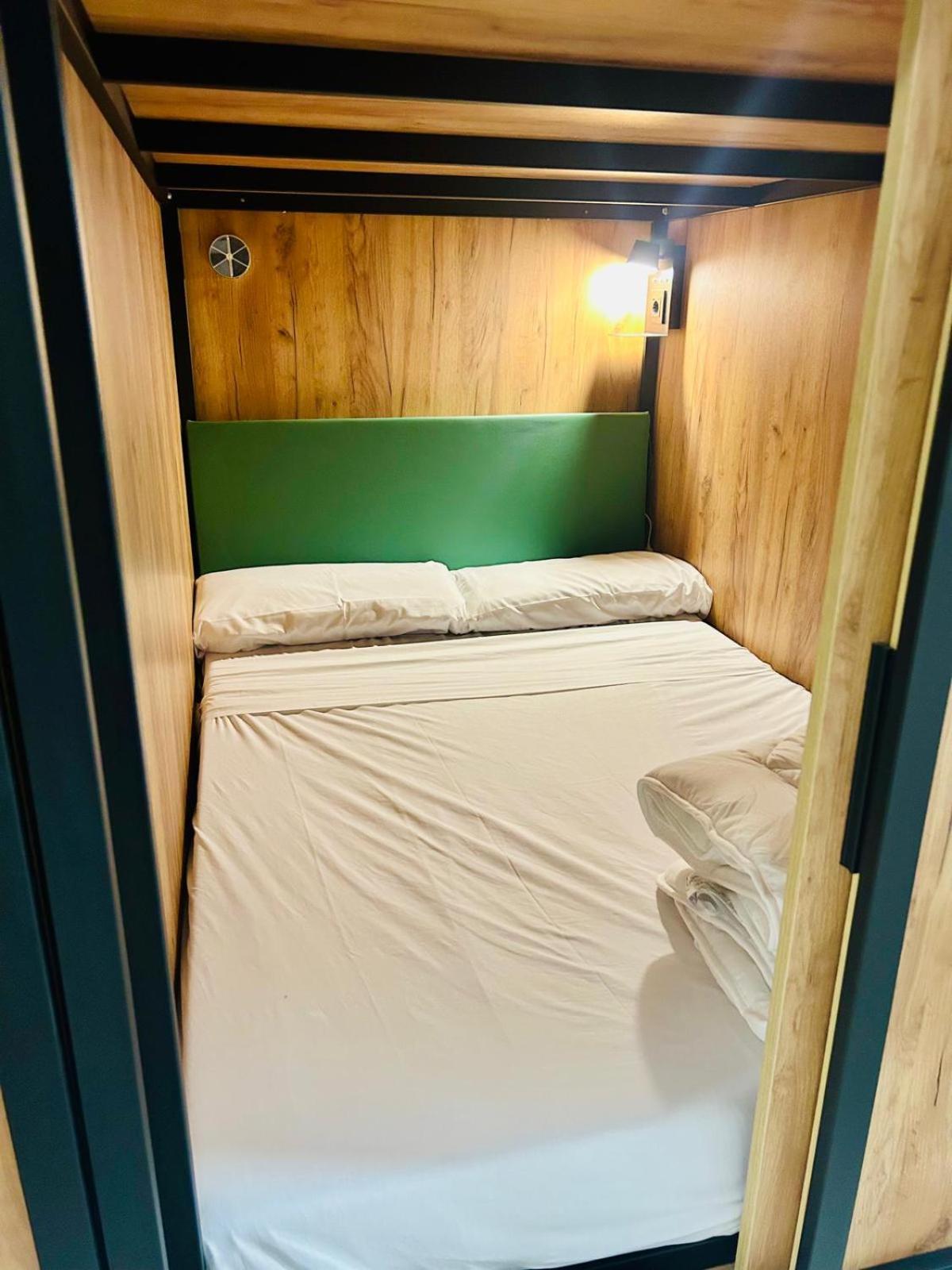 Hotel cápsula Urban Madrid