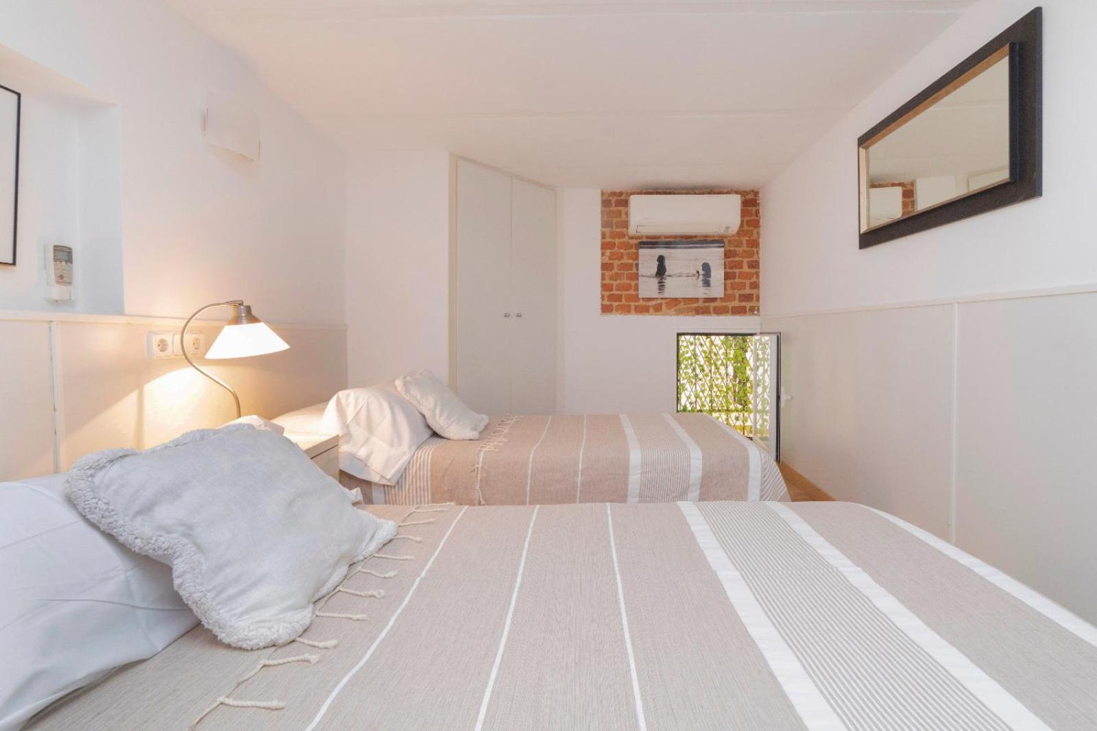 Blu Flats Palacio Real Apartment