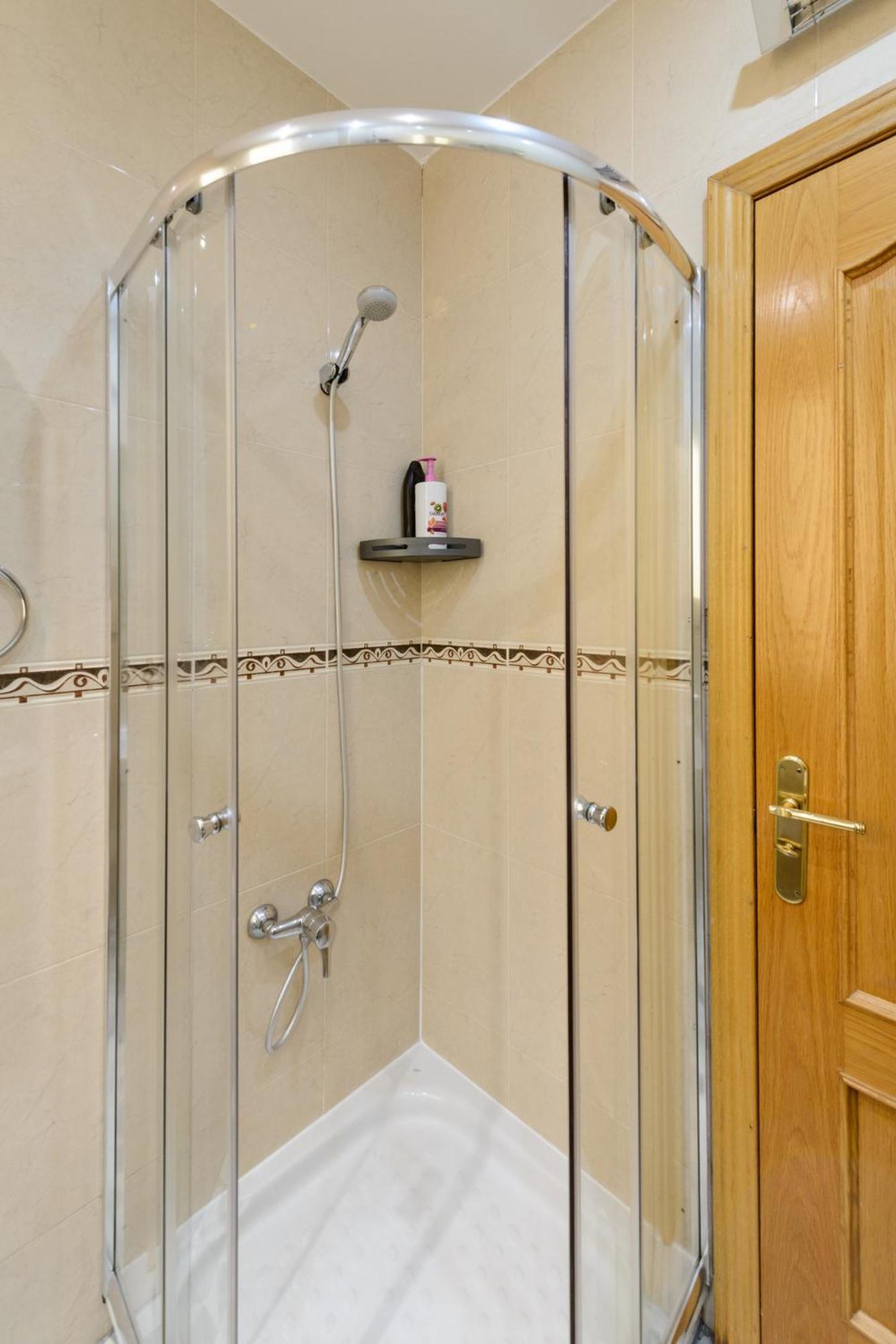 Apartamento Amplio Piso En Centro Con Vistas Al Templo De Debod *