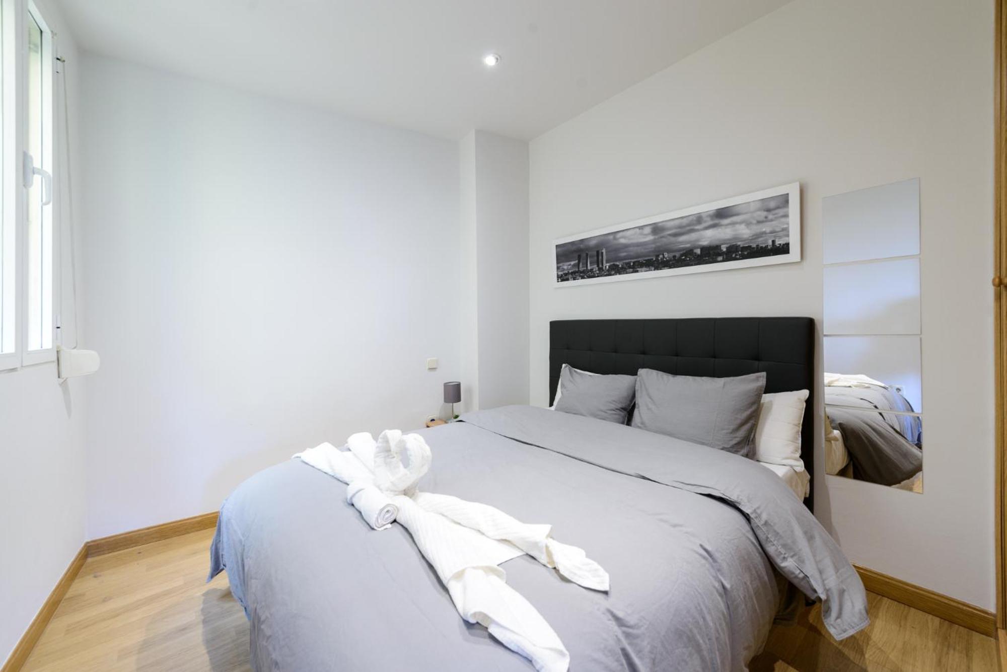 Apartamento Amplio Piso En Centro Con Vistas Al Templo De Debod