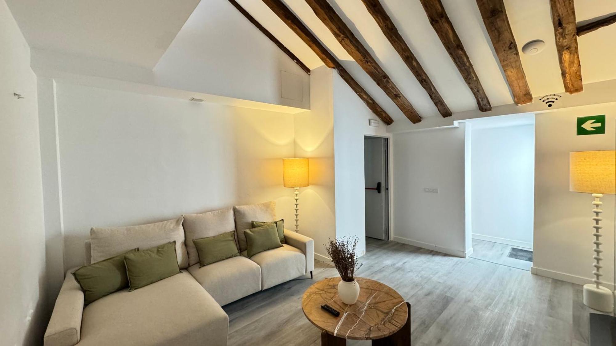 Ap Leganitos -no Ascensor- Hostel