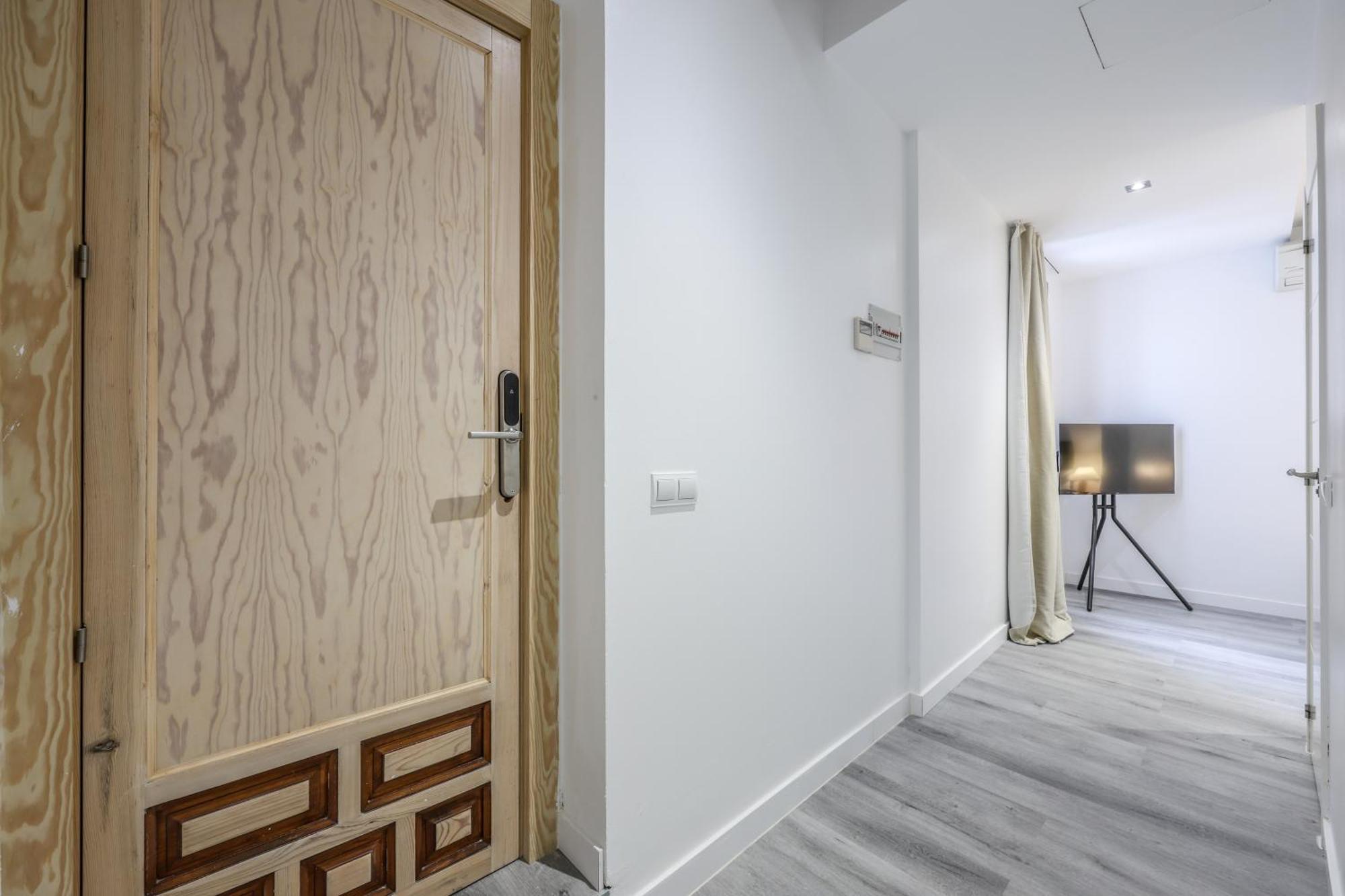 Hostel Ap Leganitos -no Ascensor- *