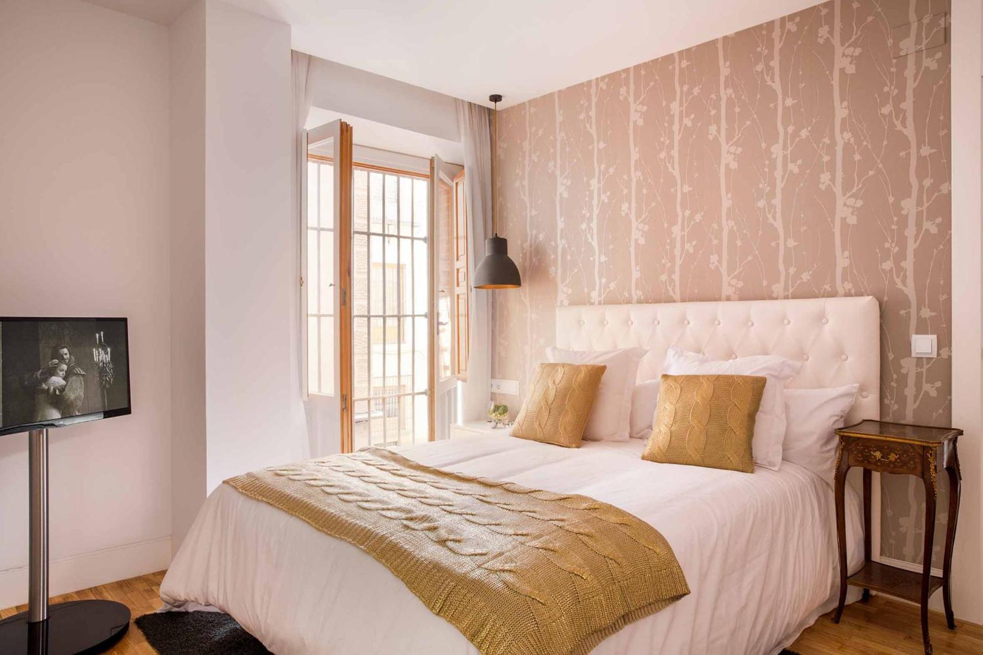 Palacio Conde Miranda Apartment Madrid