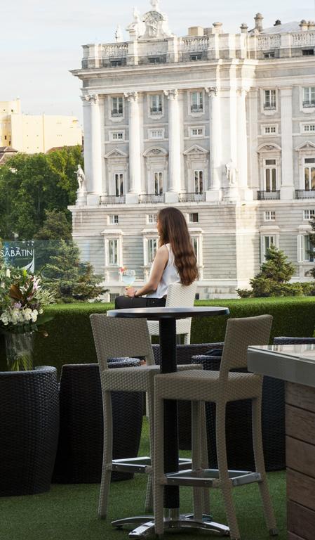 Aparthotel Apartosuites Jardines De Sabatini Madrid