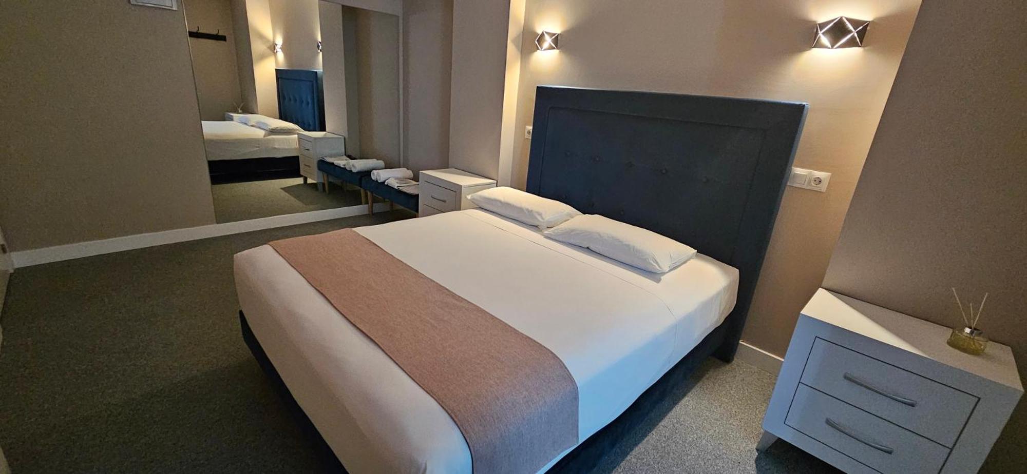 Luxury Love hotel Madrid
