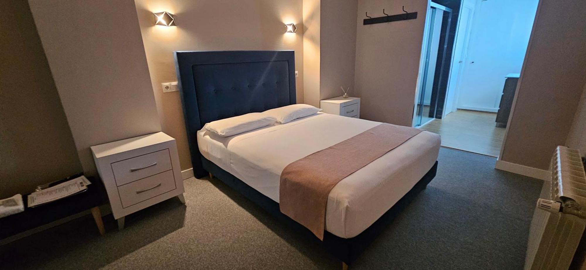 Luxury Love hotel Madrid