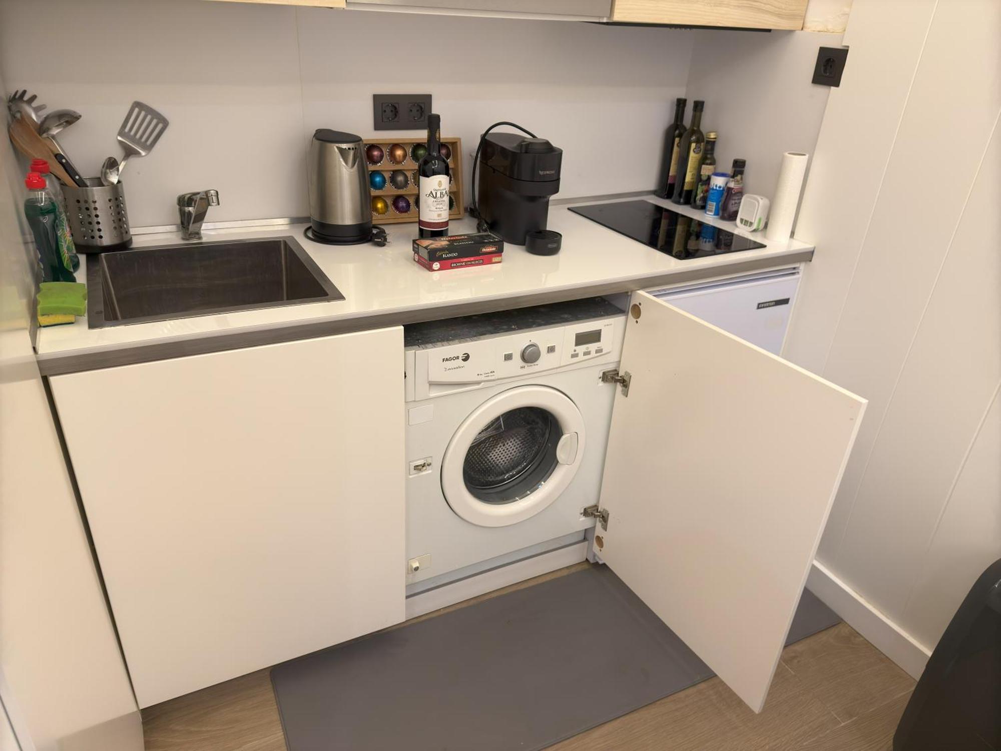 Modern Flat In Lavapies Apartamento