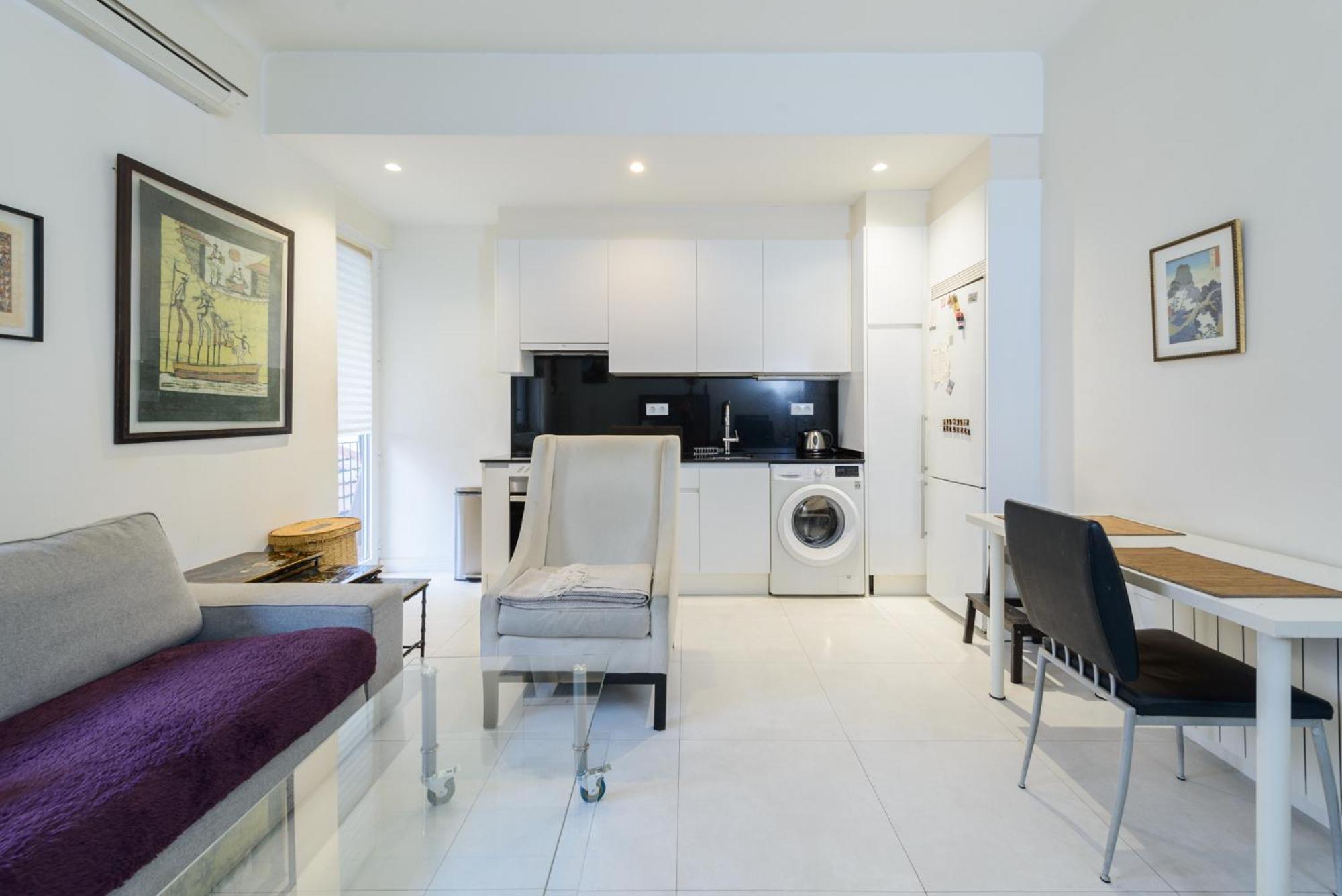 Modern In Goya With Balcony - Retiro Park Apartamento Madrid