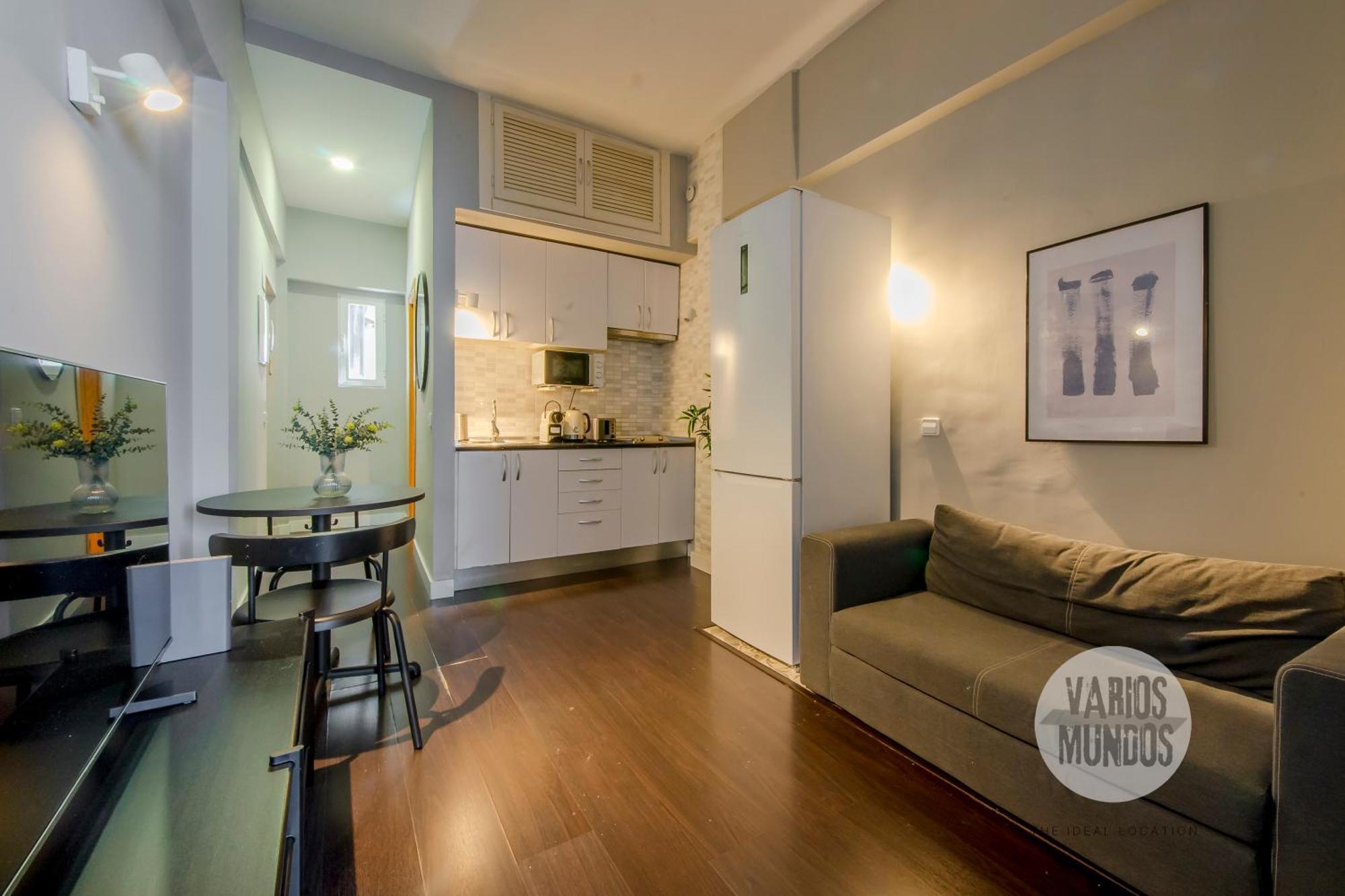 Magia Urbana 3, En Plaza De Chueca Apartamento Madri