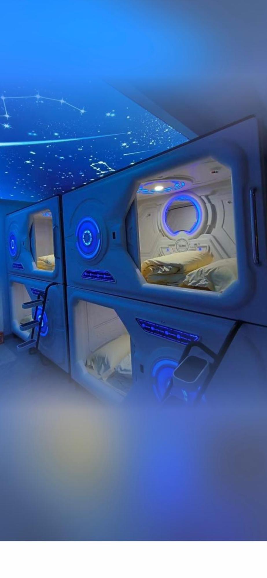 Hotel a capsule Min Capsules *