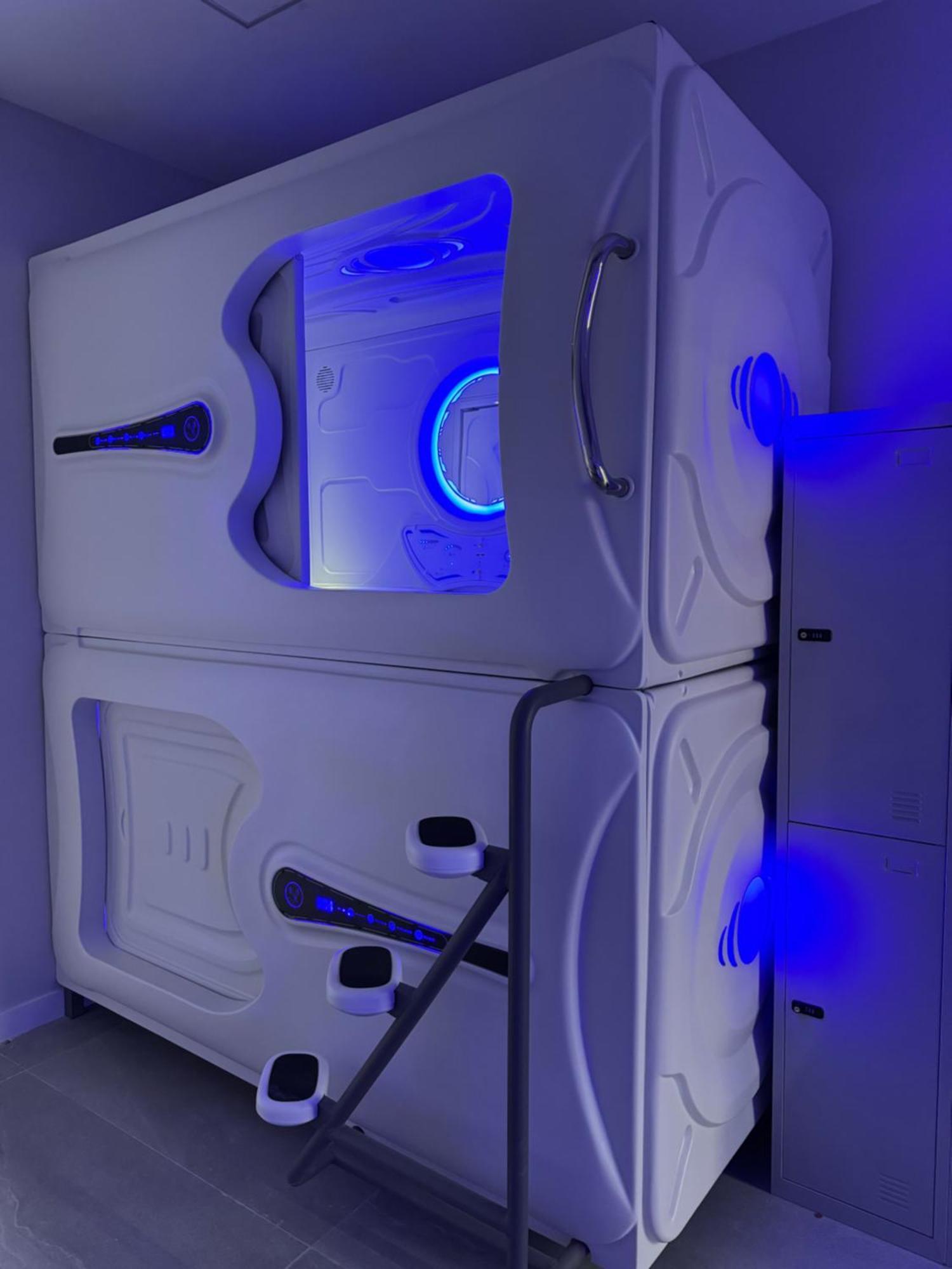 Hostel Space Capsule