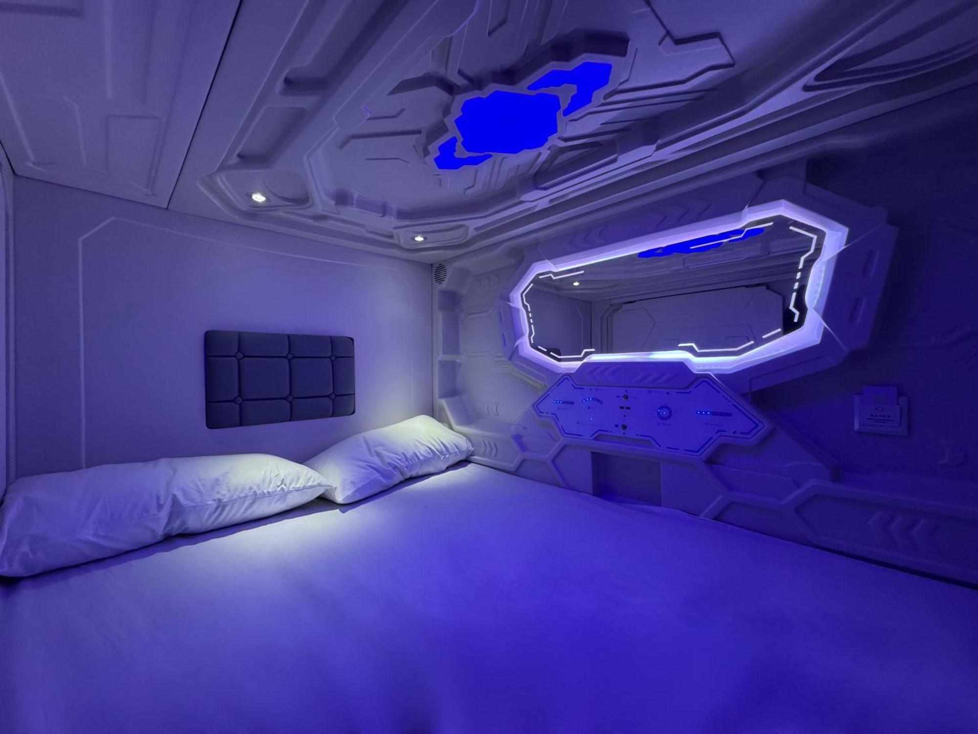 Space Capsule Madrid