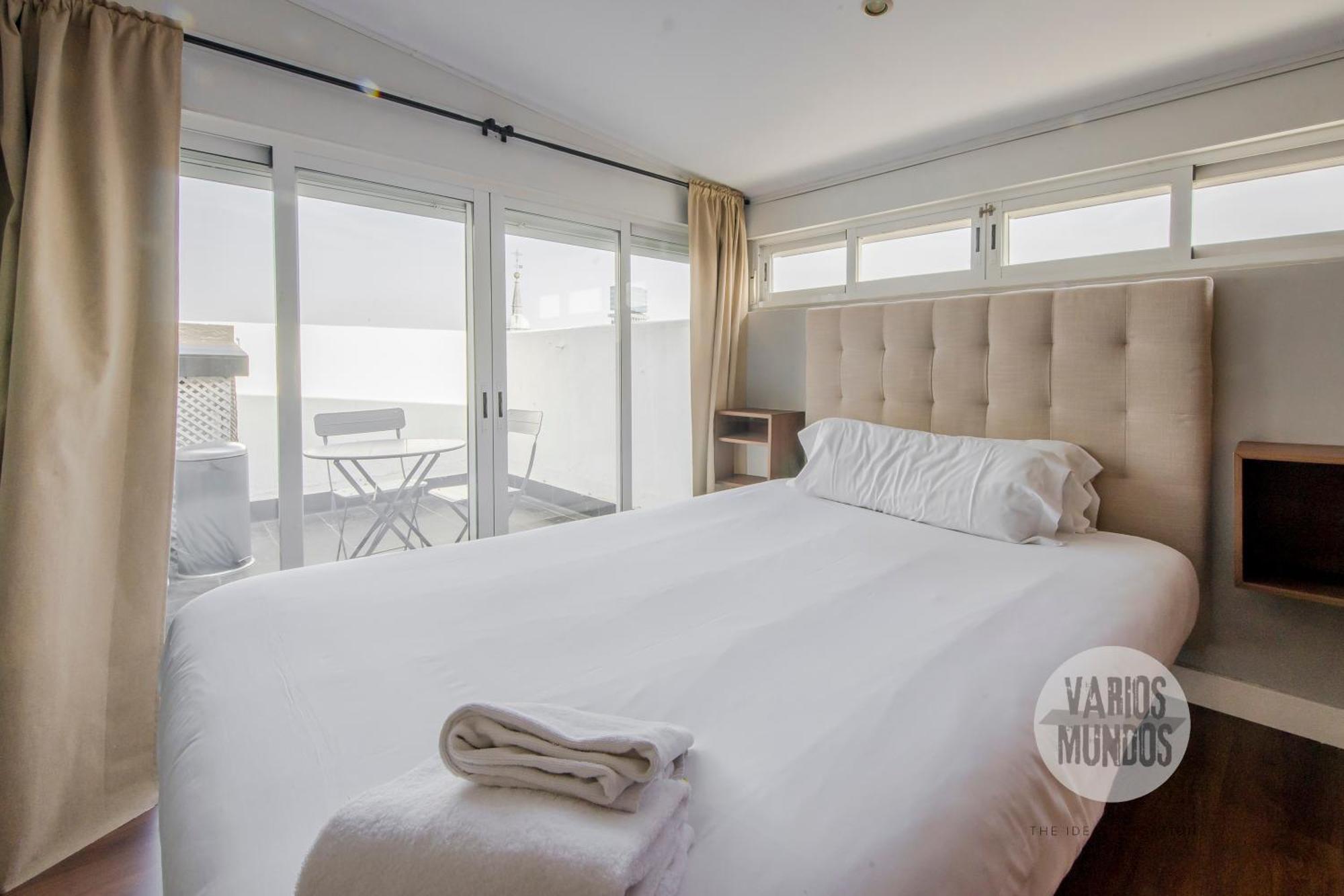 Apartamento Terraza Con Encanto 4, En Plaza De Chueca Madri