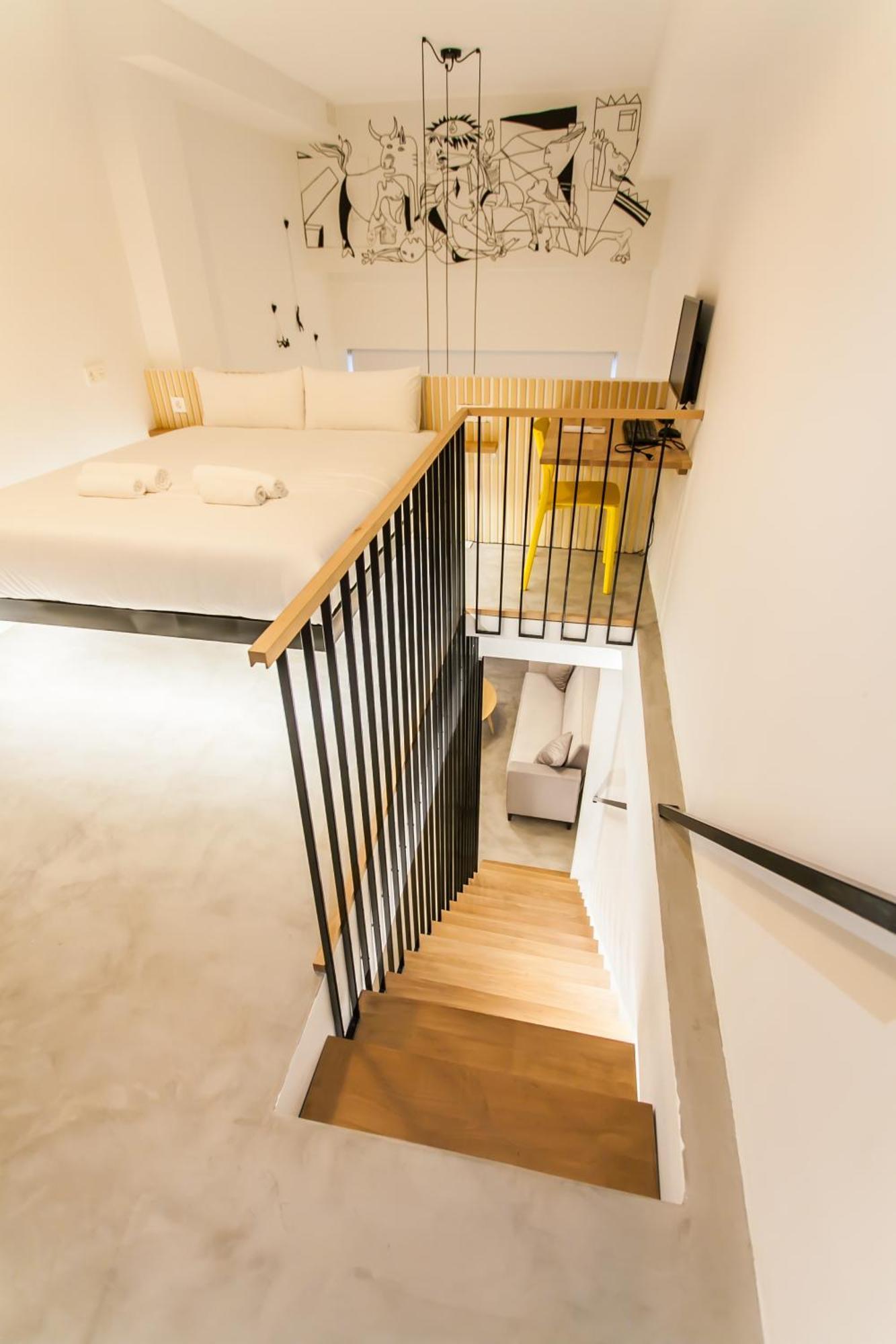 Apartment Guernica Luxury Duplex - Location, Light, And Art Madrid