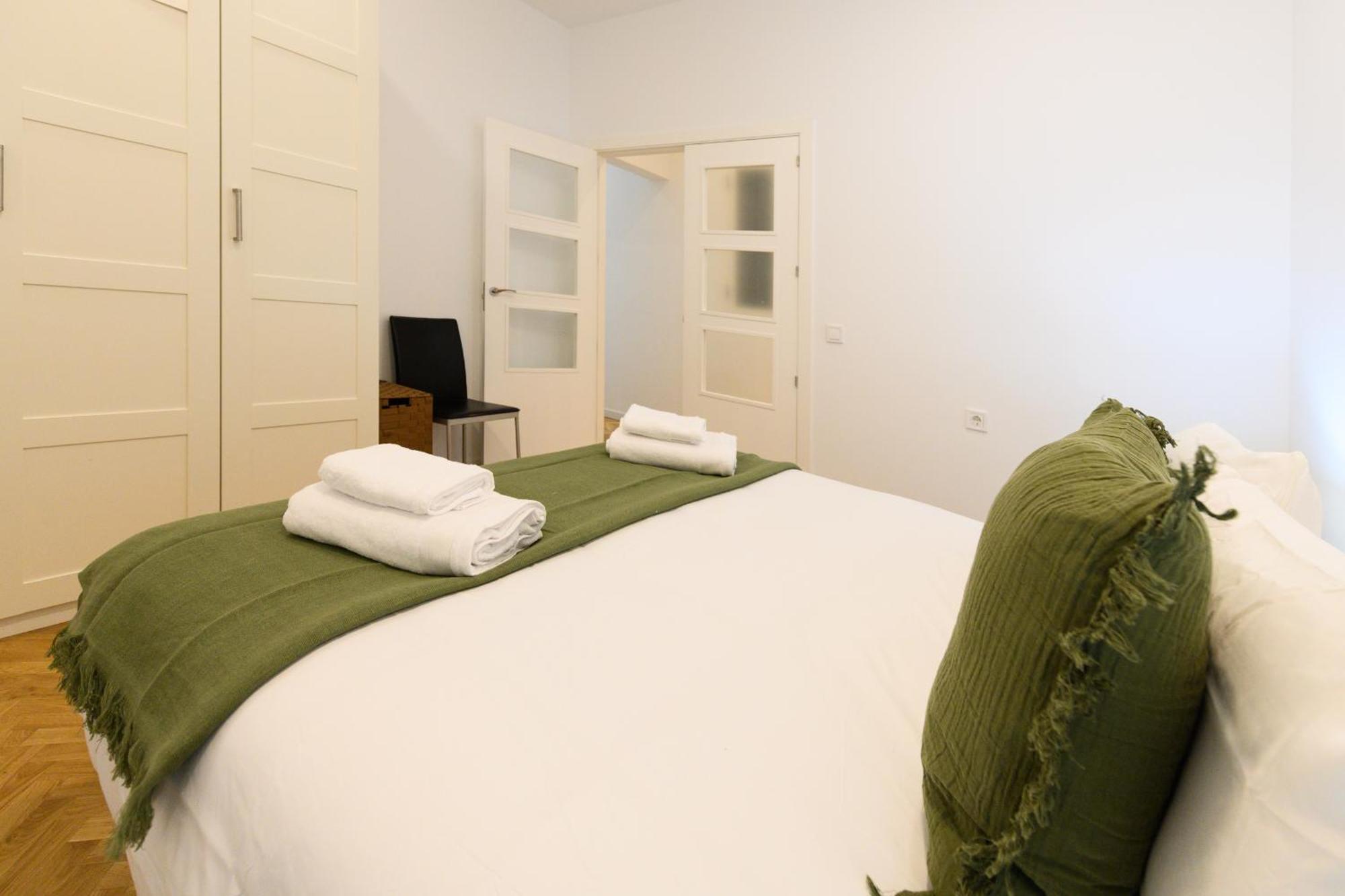 Apartamento For Elegante Vivienda De 3 En El Centro De Temporal Psm9 *
