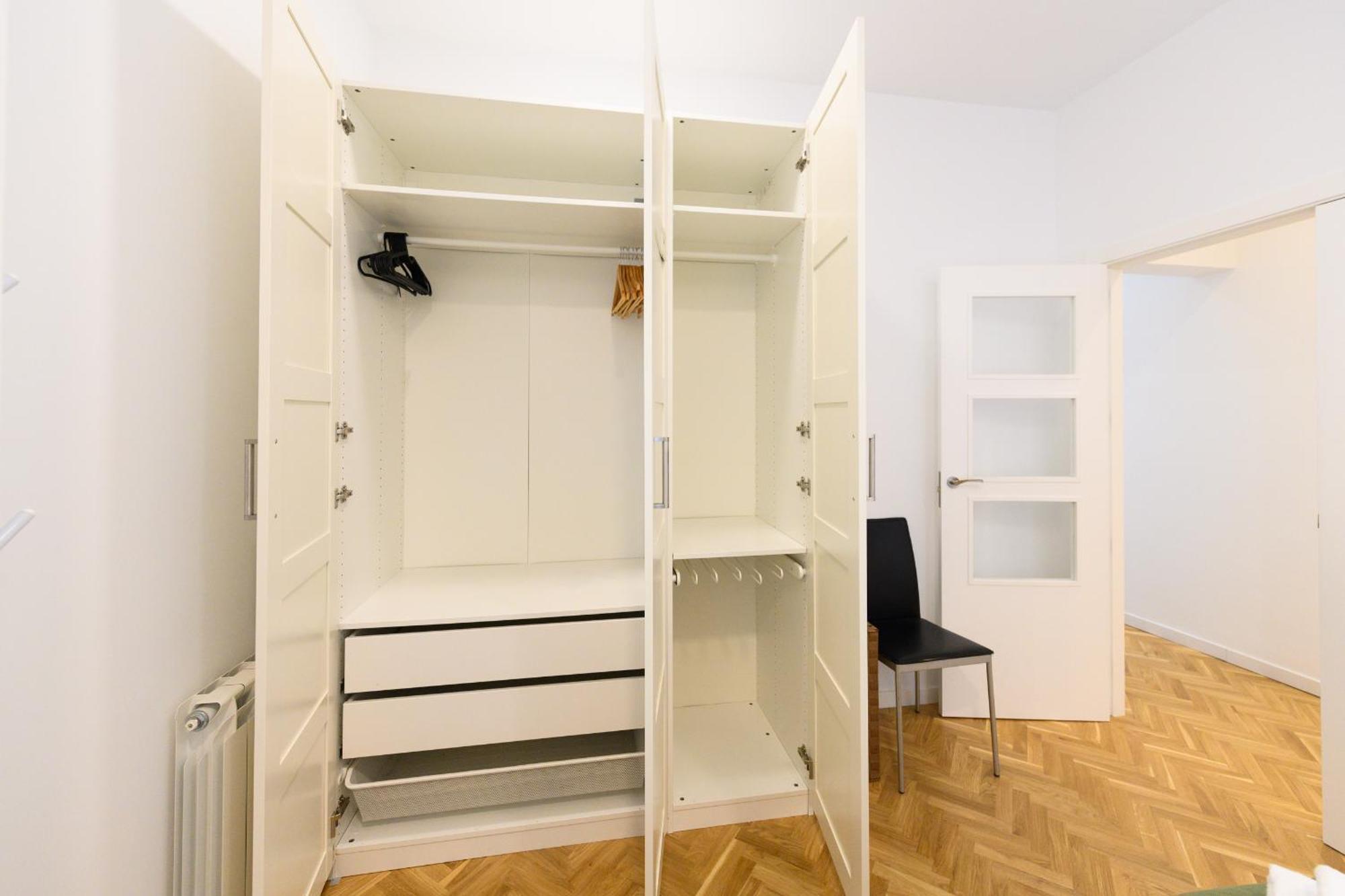 For Elegante Vivienda De 3 En El Centro De Temporal Psm9 Apartamento Madrid