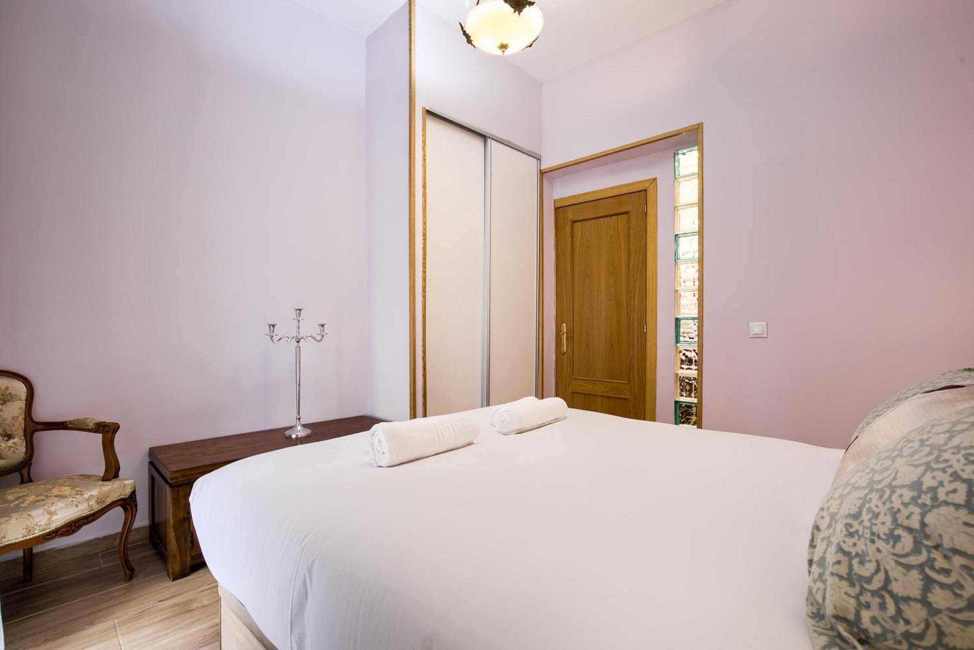 Charming Plaza Tirso De Molina Apartamento