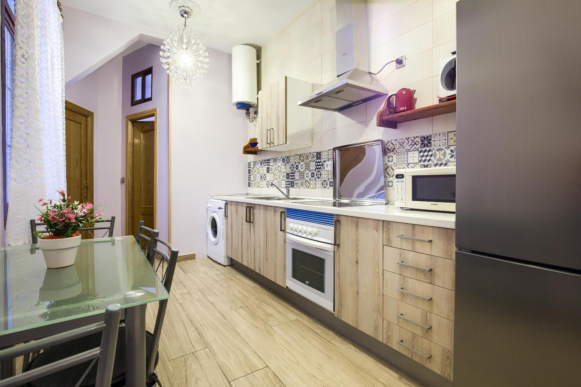 Charming Plaza Tirso De Molina * Madrid