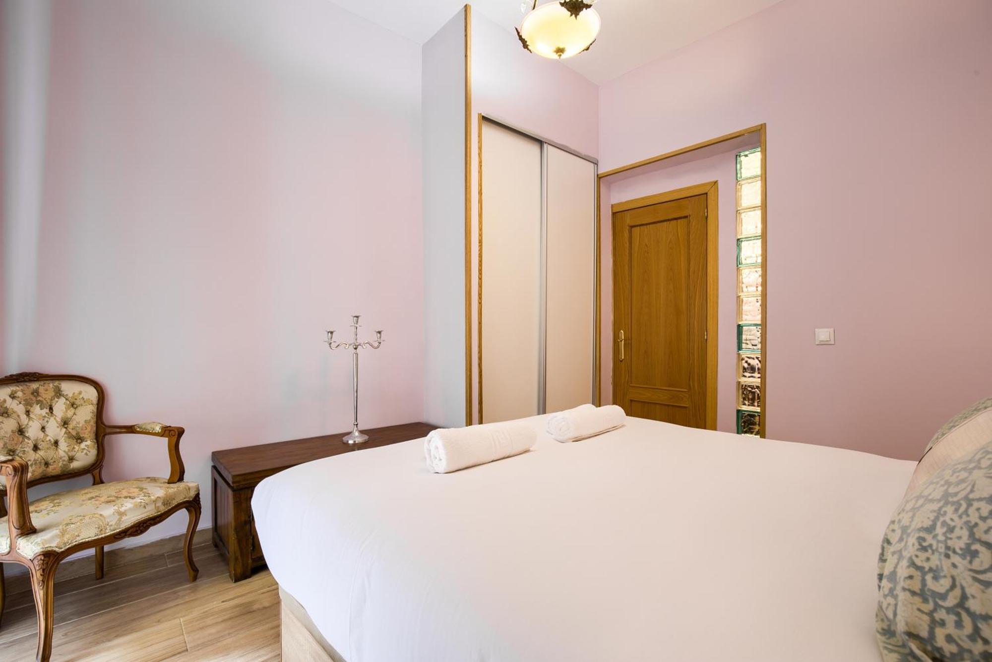 Charming Plaza Tirso De Molina Apartamento *