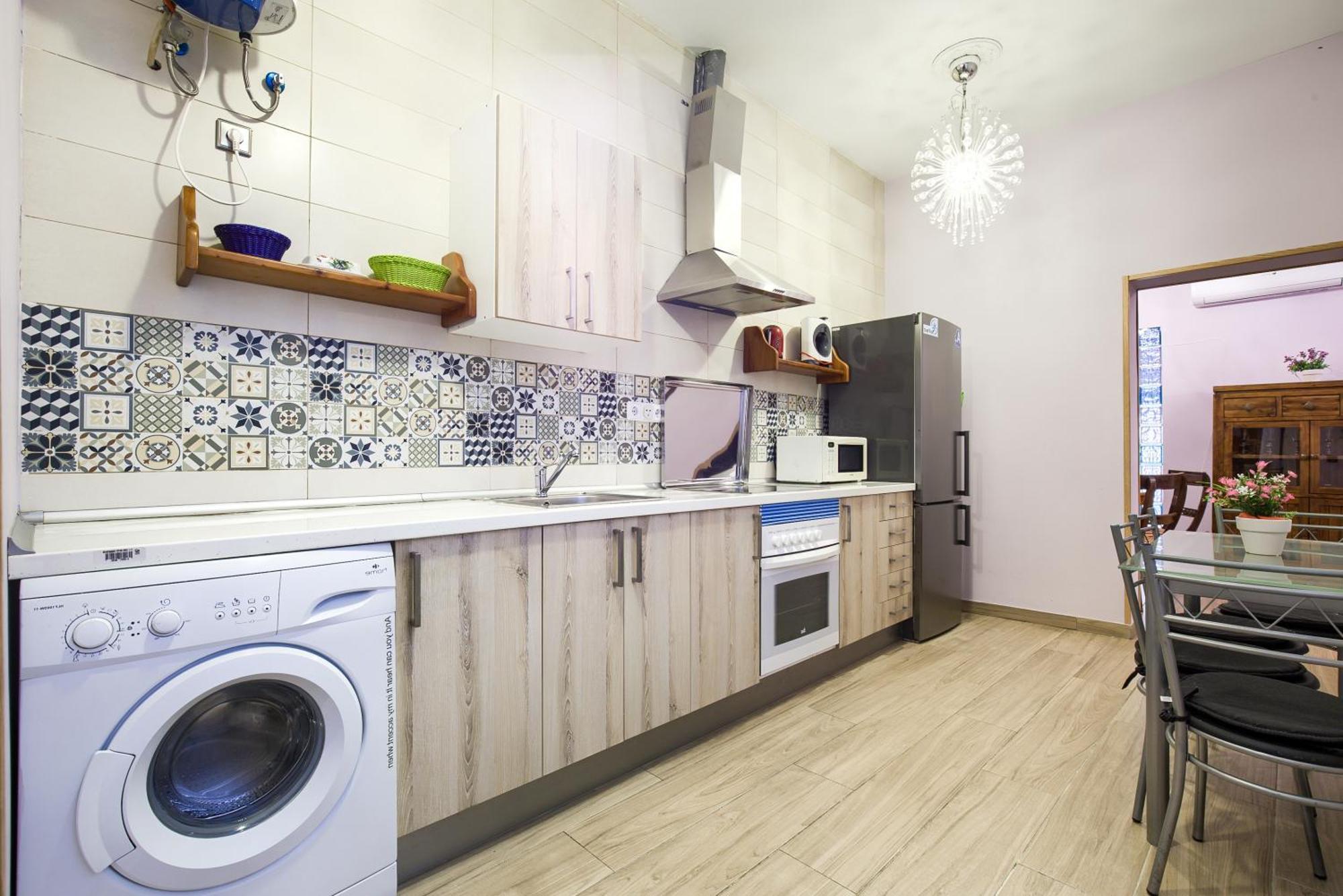 Apartamento Charming Plaza Tirso De Molina Madrid