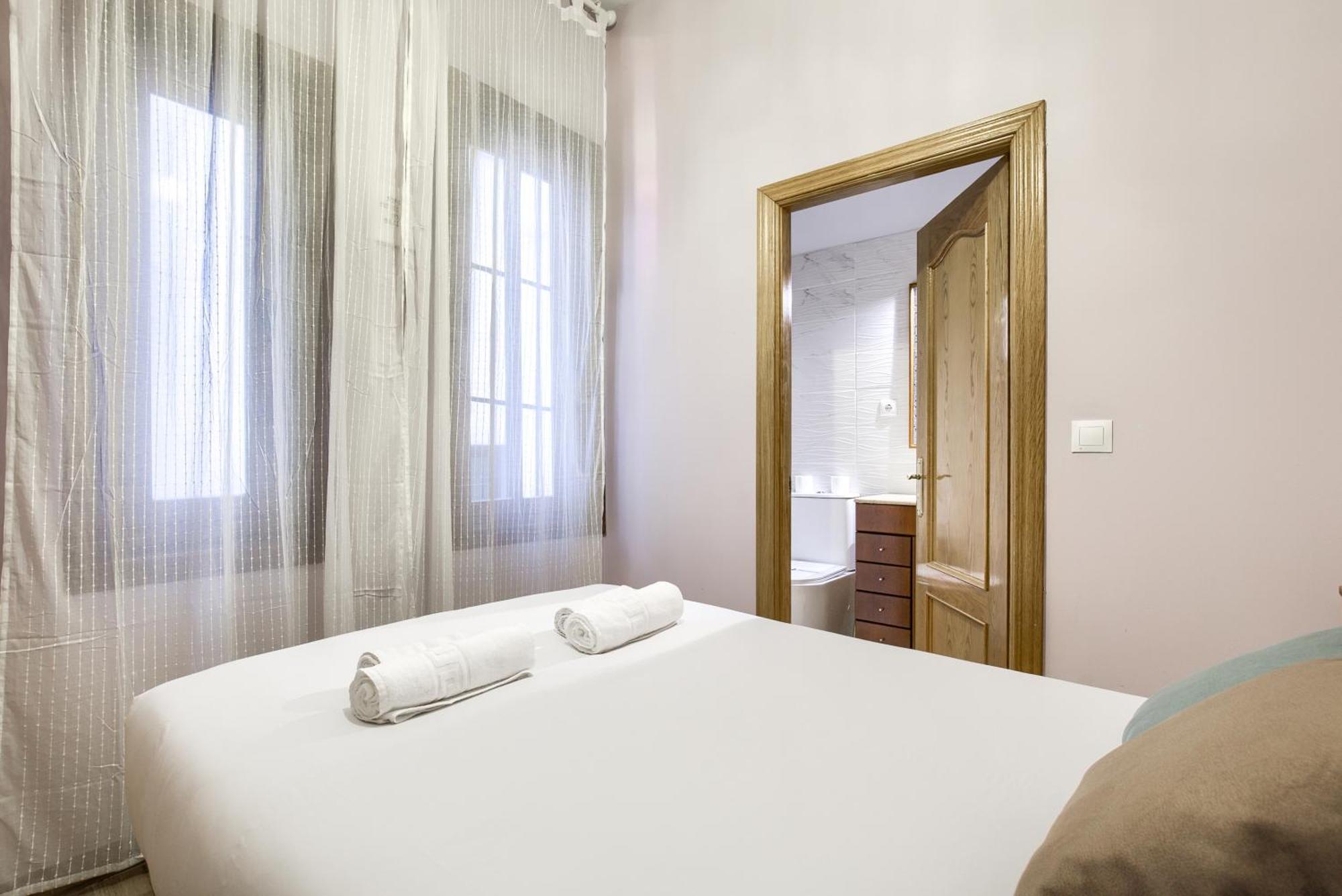 Apartamento Charming Plaza Tirso De Molina *