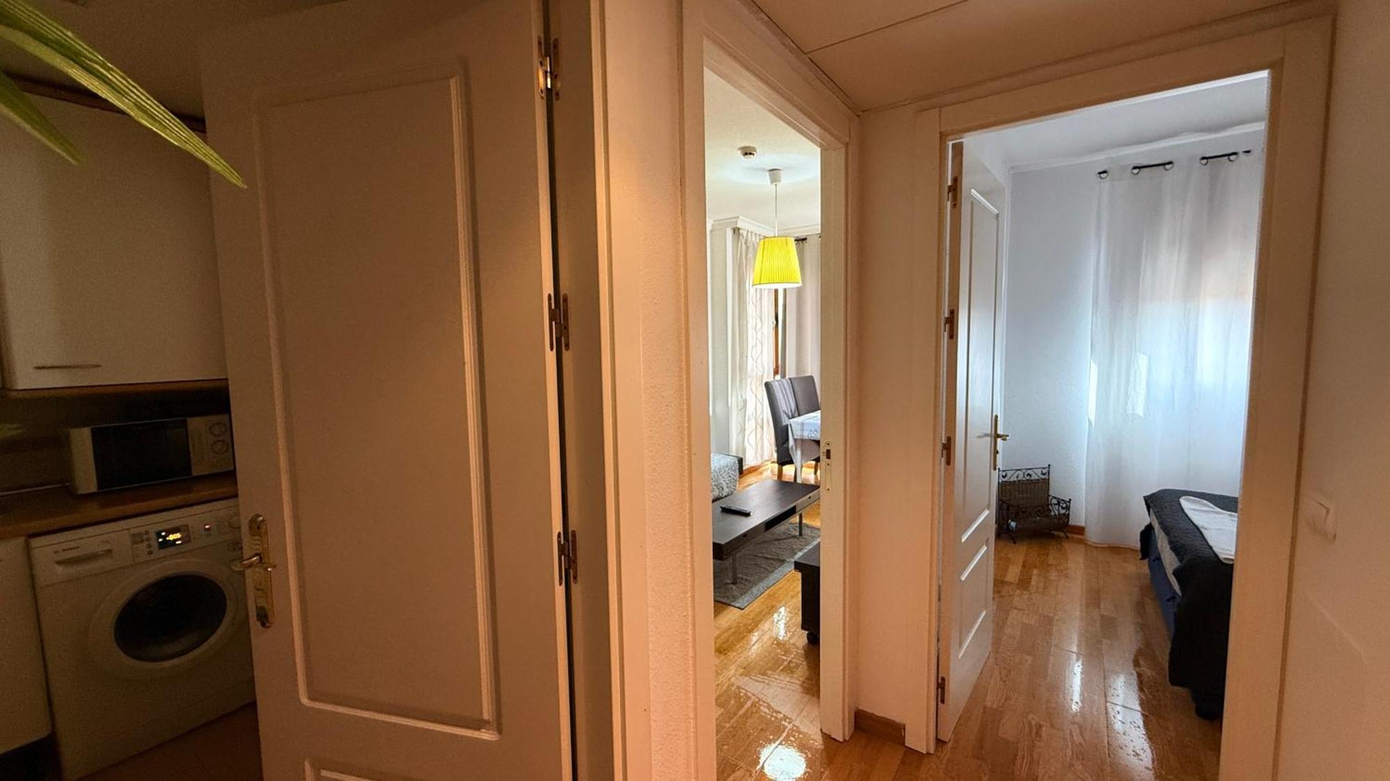 Ole Ifema, Aeropuerto Apartamento Madri