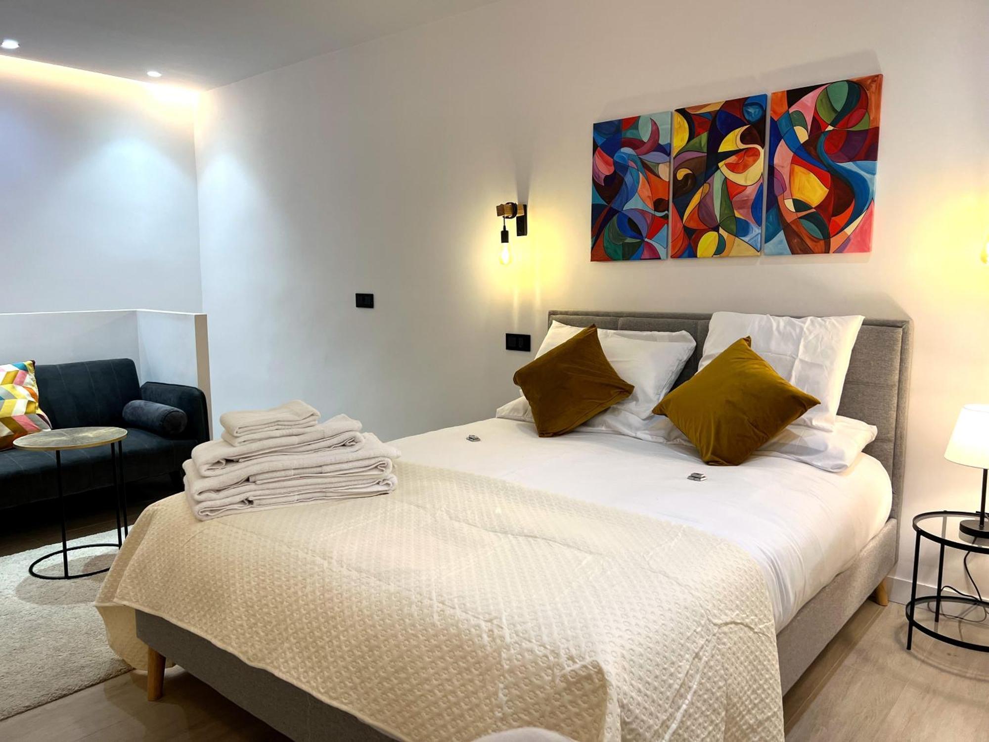 Duplex Moderno Y Acogedor Junto A Atocha Apartment