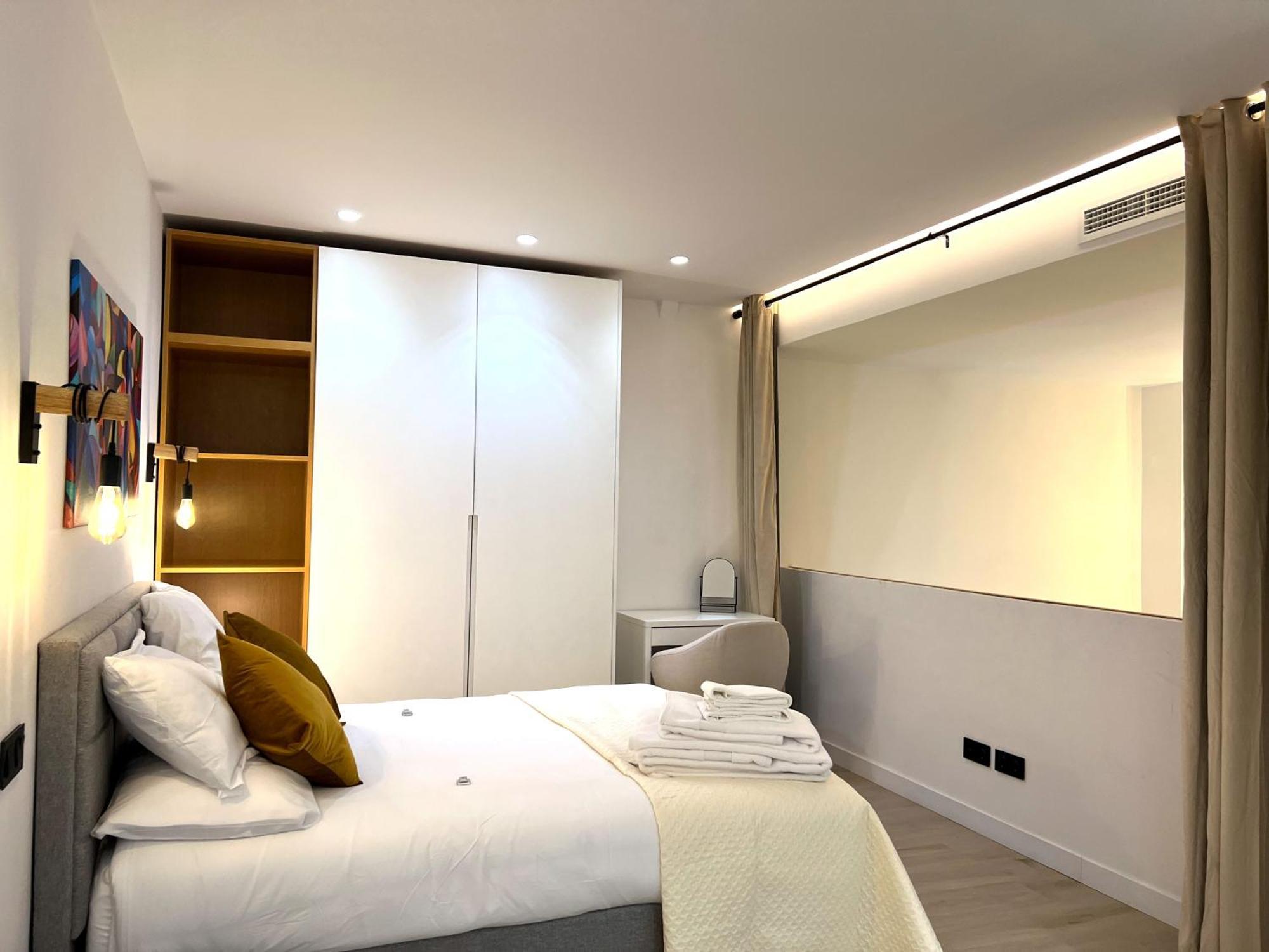 Duplex Moderno Y Acogedor Junto A Atocha Apartment
