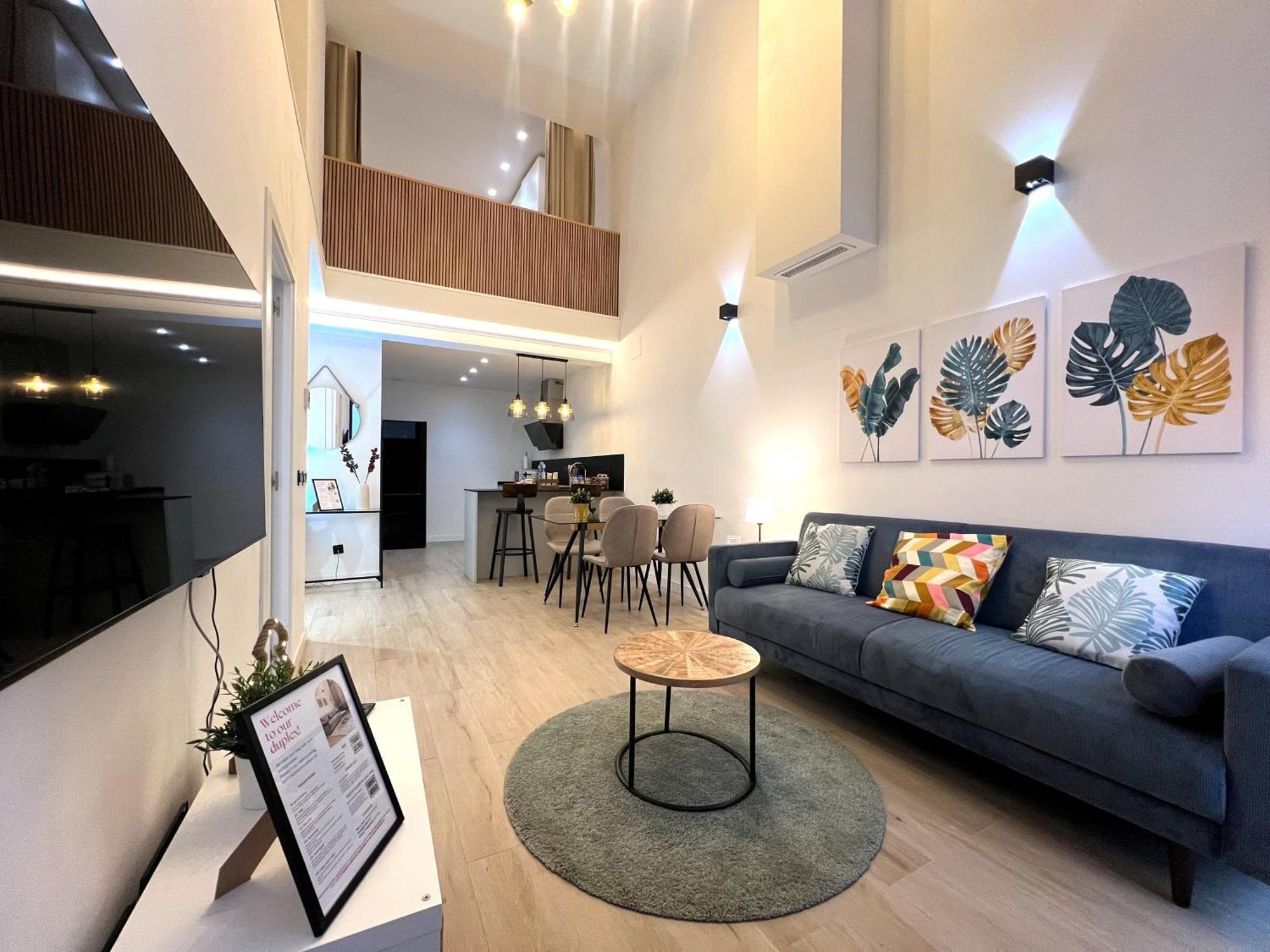 Duplex Moderno Y Acogedor Junto A Atocha *