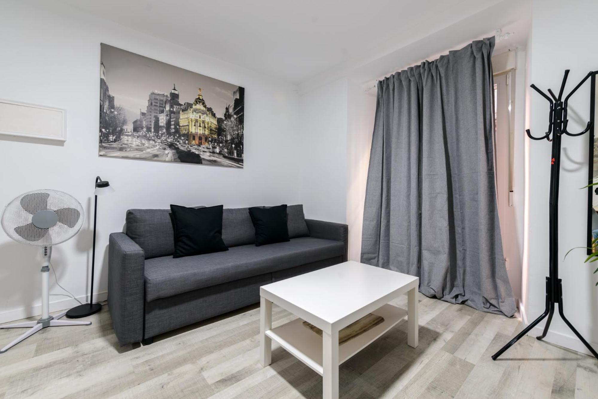 Appartamento Moderno Y Centrico En El Vibrante Lavapies Madrid