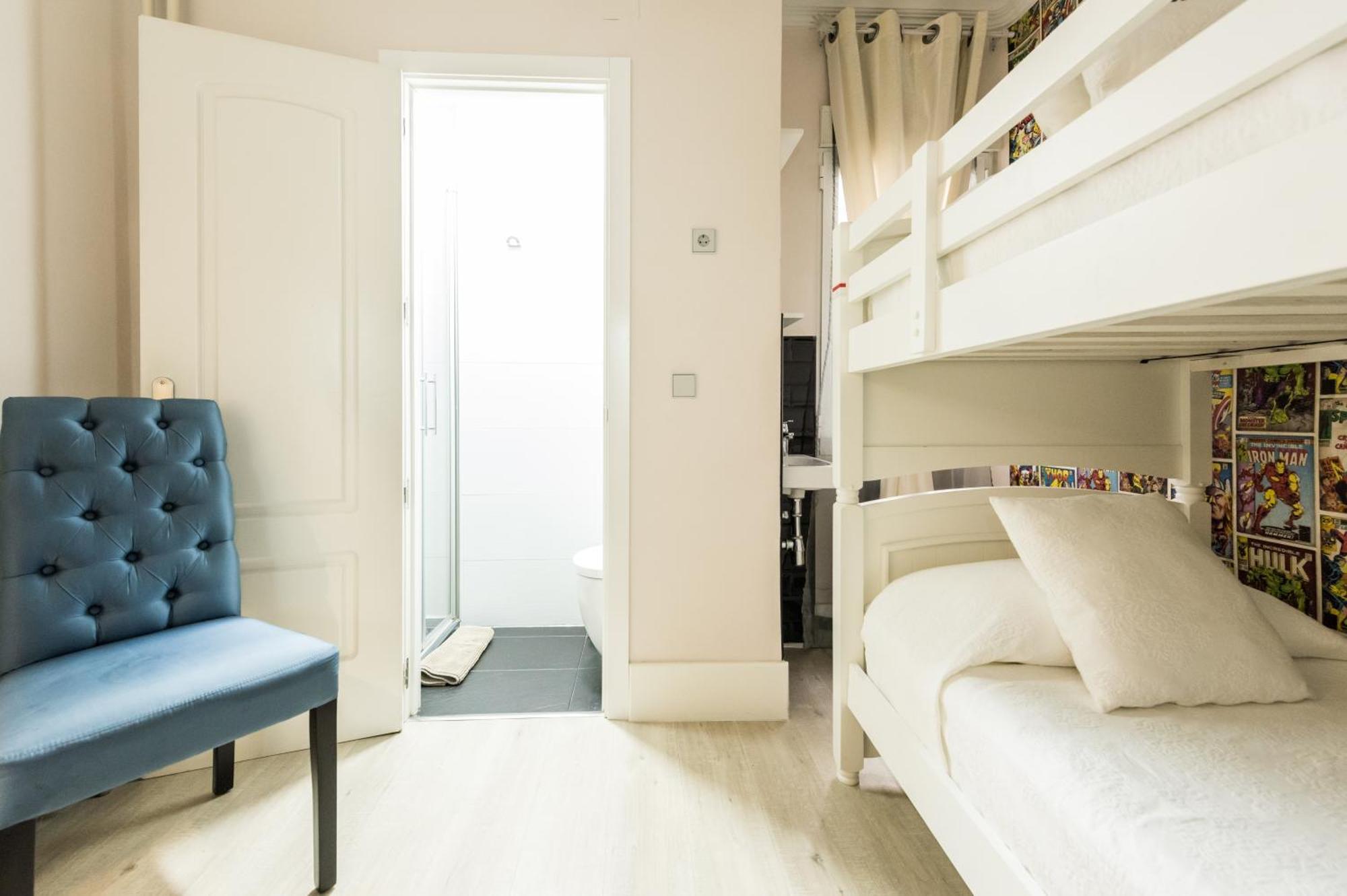 Deluxe Apartment