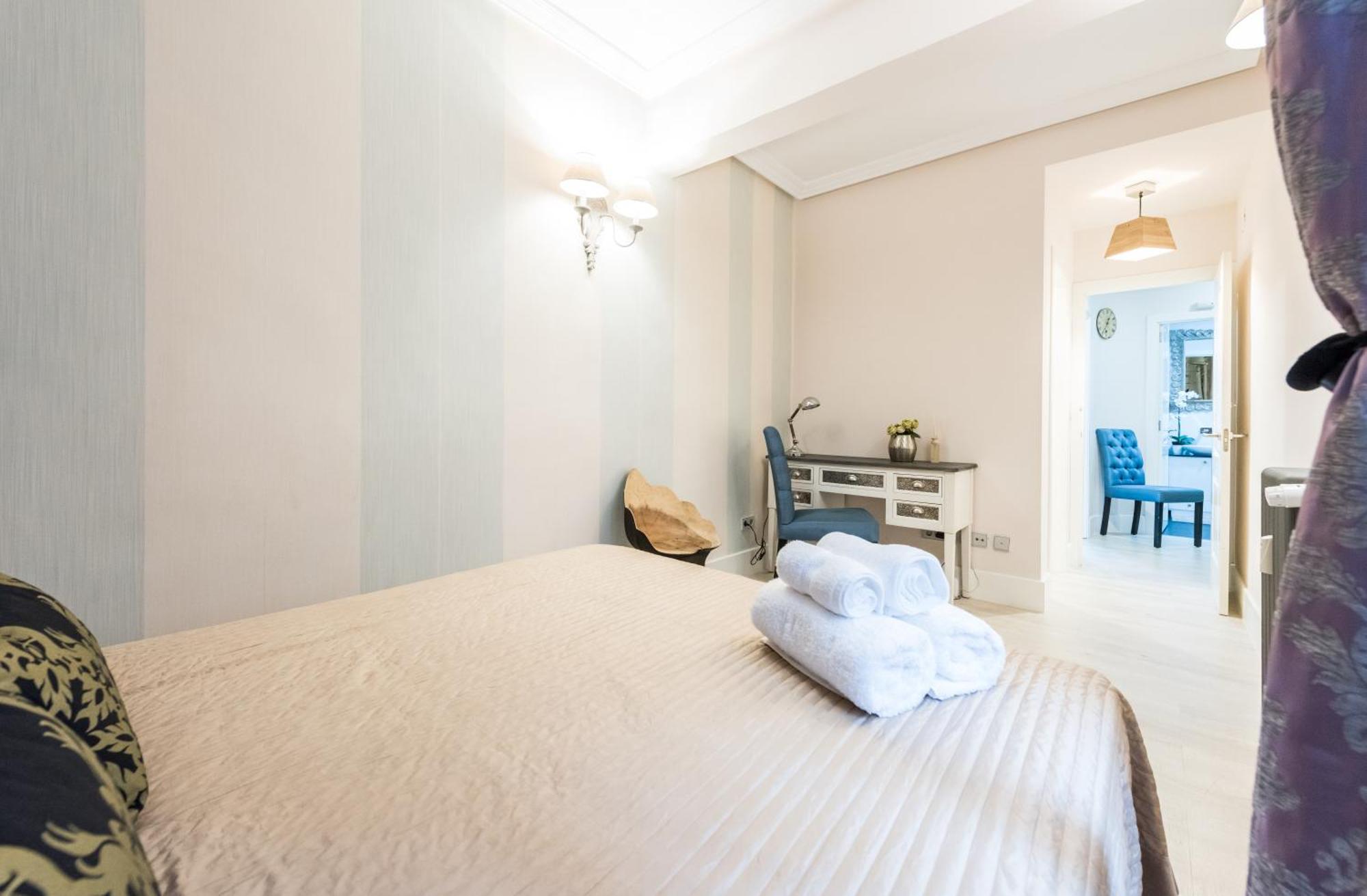 Deluxe Apartment *