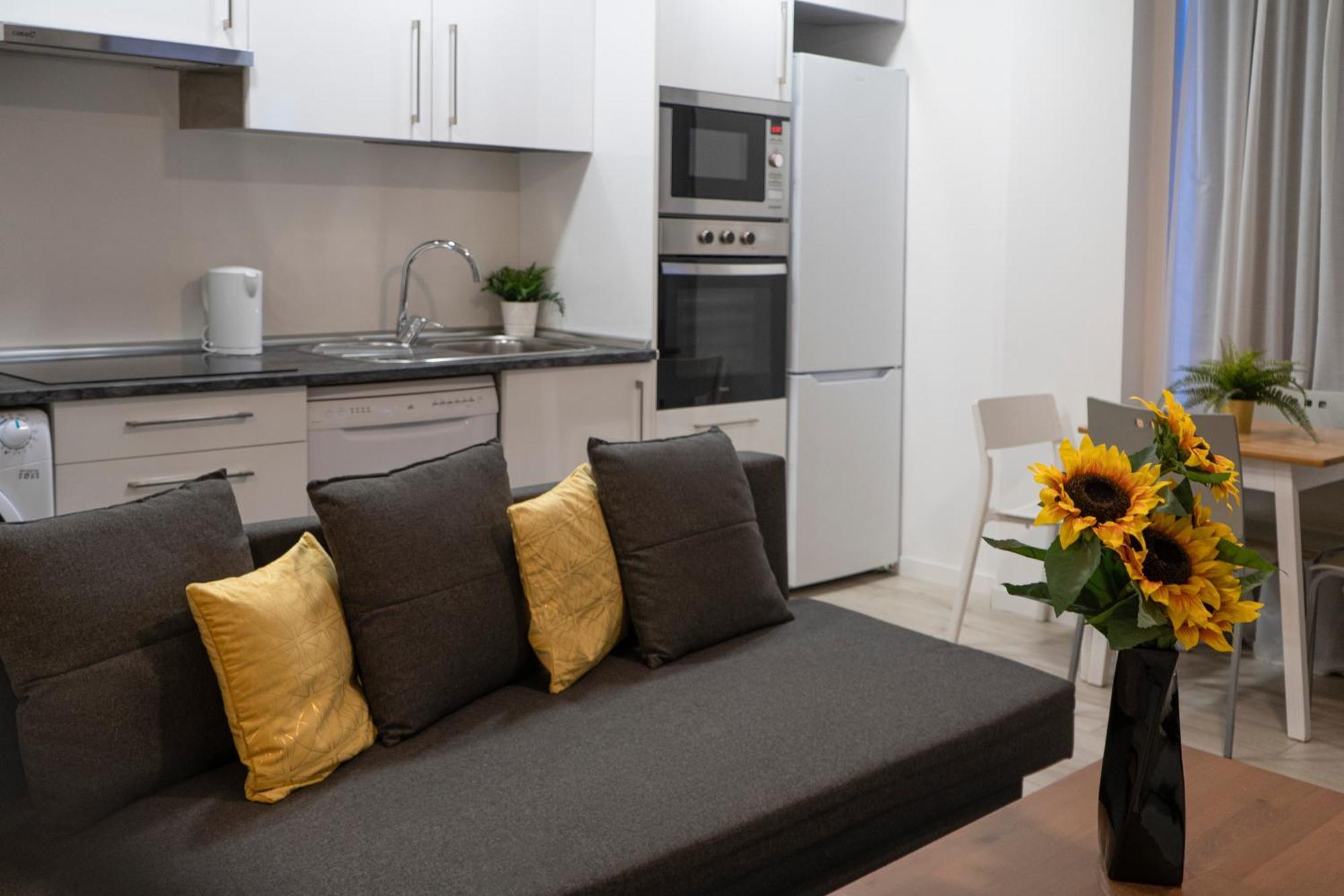 Oshun Plaza Castilla Apartamento